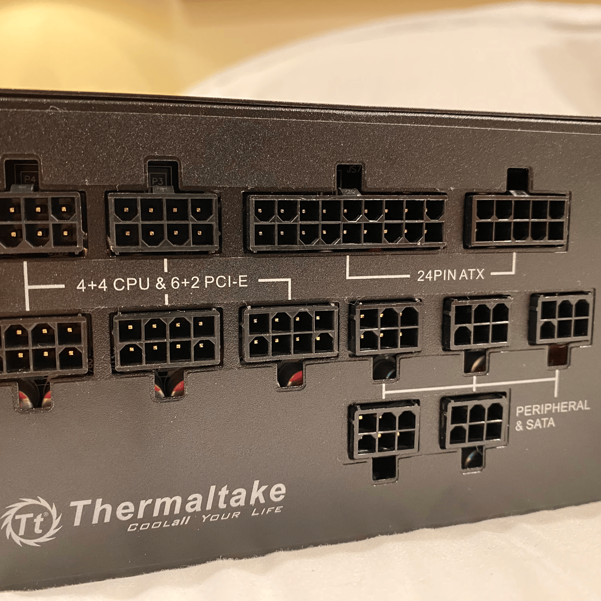 System Pull TT 1200W Platinum PSU