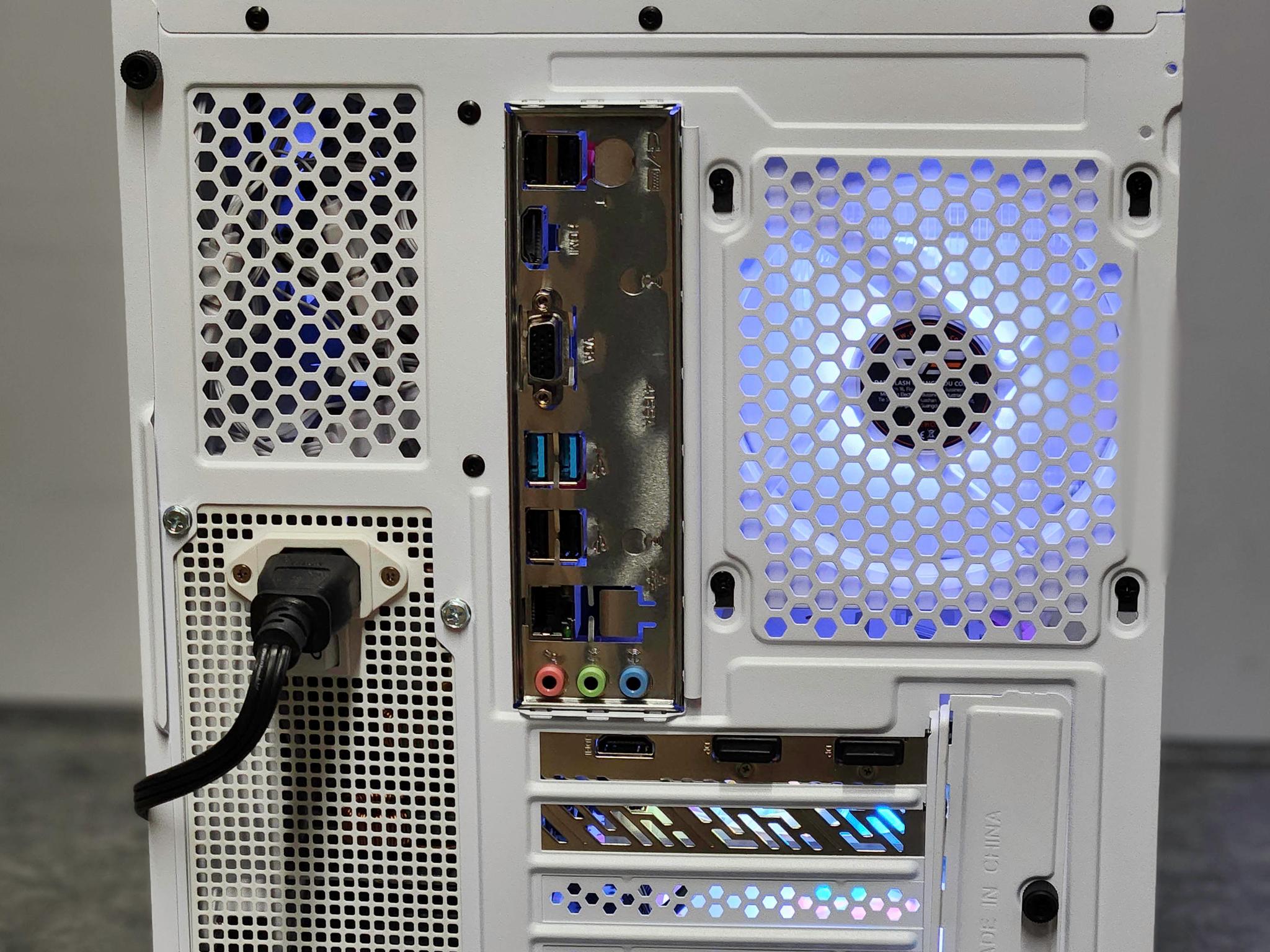 ALL WHITE Custom Gaming PC | Ryzen 5 5500 | RX 9060 XT 8GB | 16GB DDR4 | 1TB SSD | Win 11 Pro