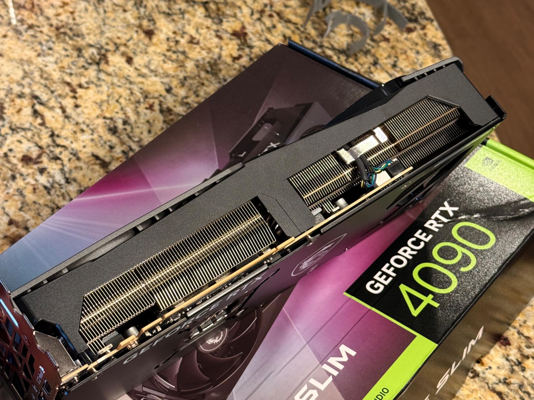 4090 - MSI Gaming Slim - Like New Barely Used