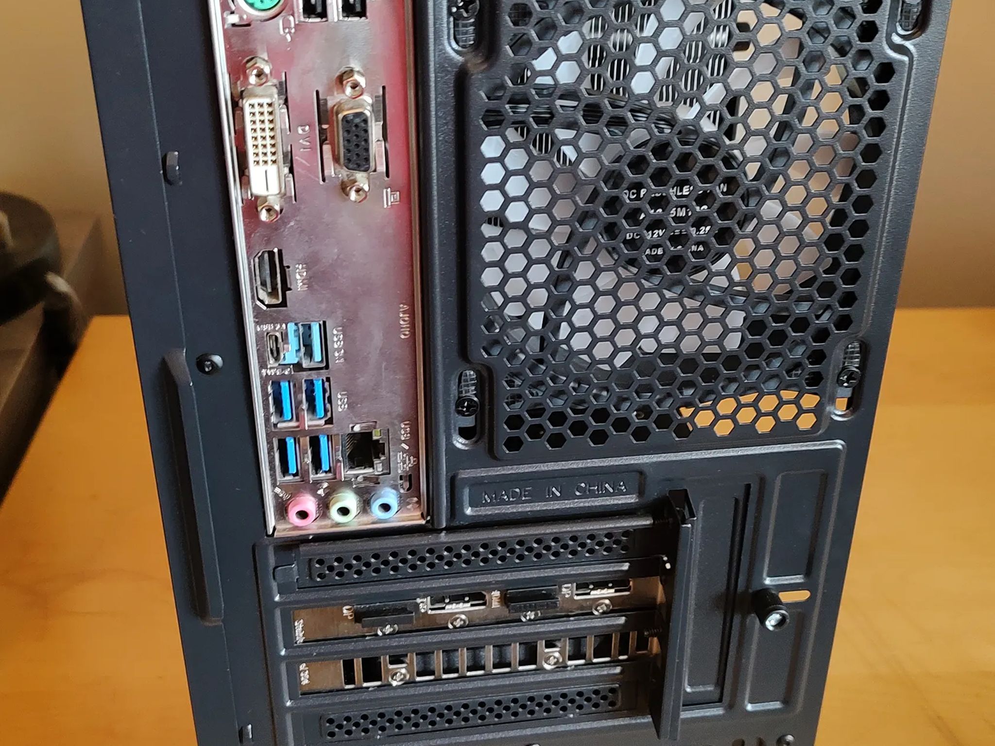 Gaming PC - Ryzen 5 3600, RX 6600XT, 16GB RAM / 1TB SSD, Added WIFI AX 3000