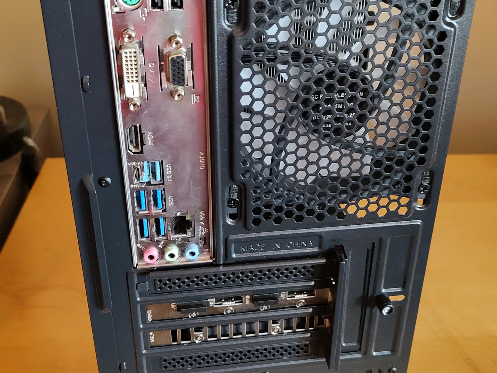 Gaming PC - Ryzen 5 3600, RX 6600XT, 16GB RAM / 1TB SSD, Added WIFI AX 3000