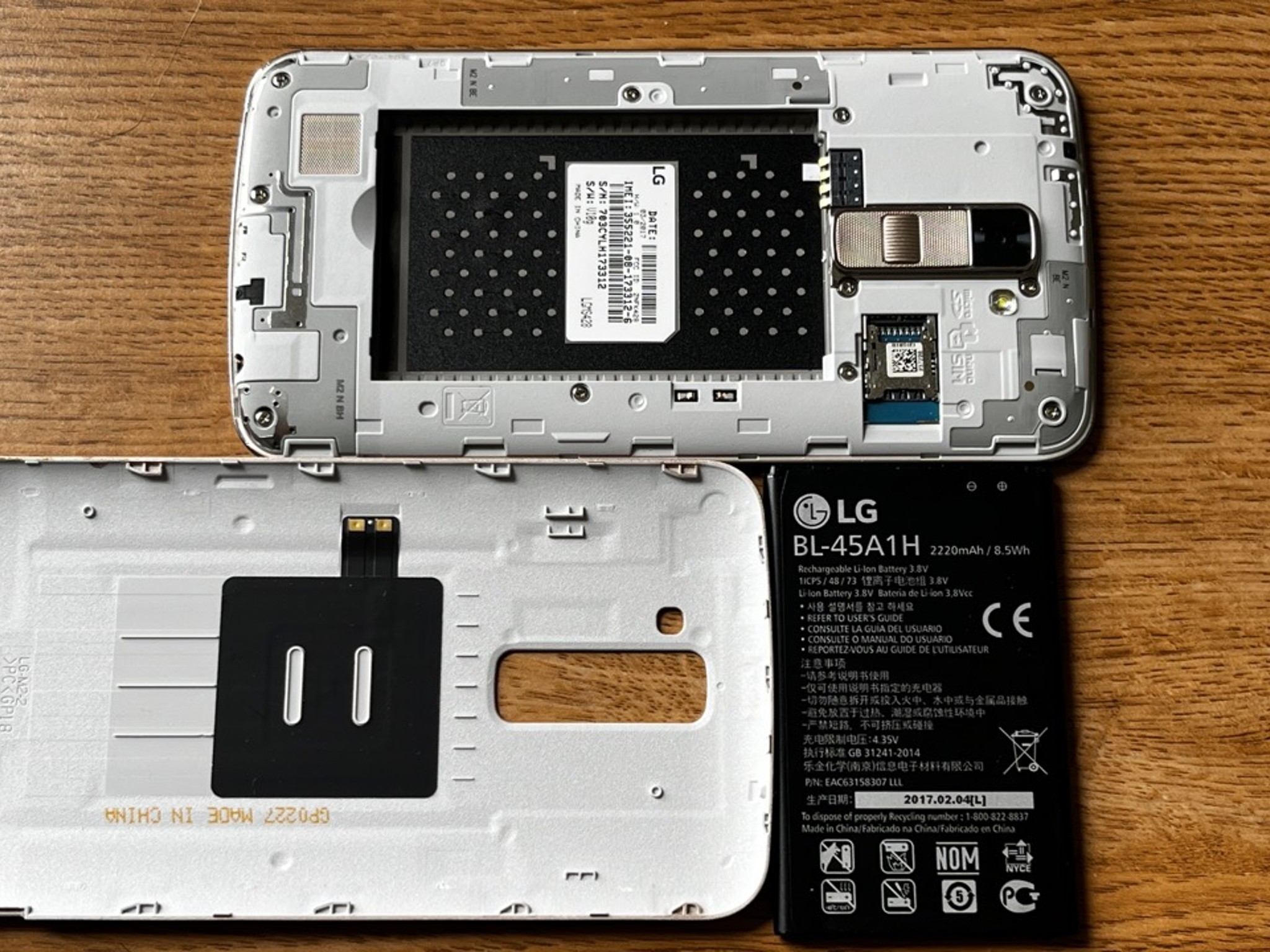 LG K10 K428 - 16GB - Gold Smartphone Device