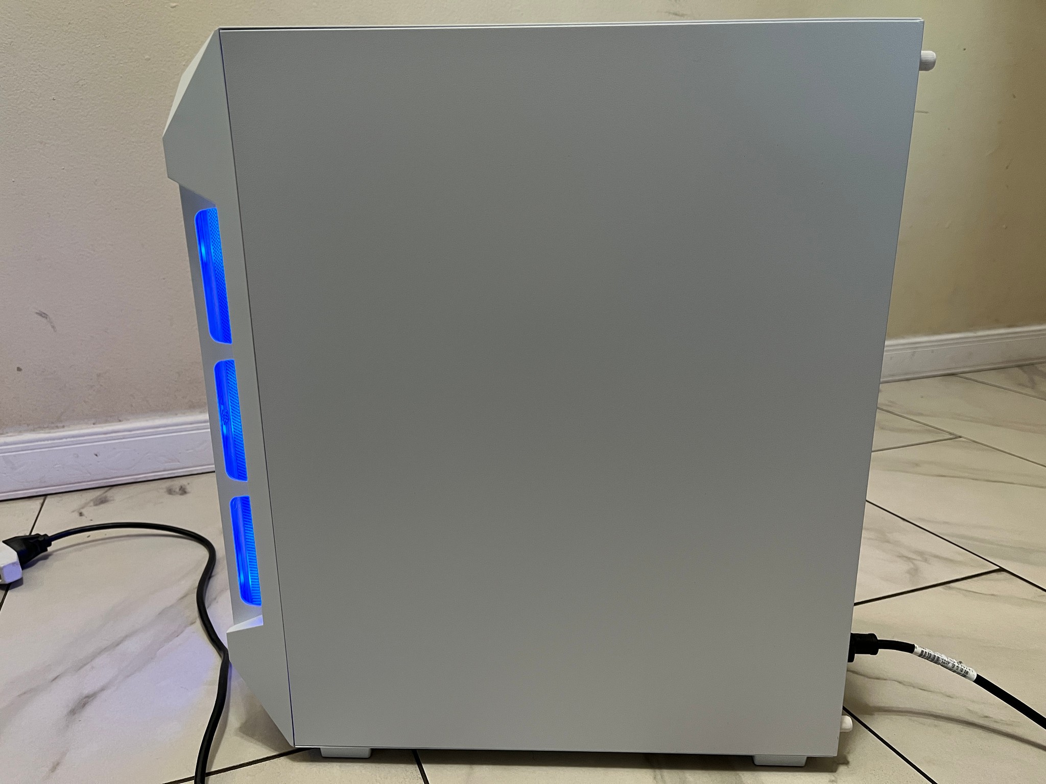 🟠🔥 Intel i5-6600, AMD W5700 8GB, 12GB RAM,  500 GB SSD, High Performance RGB Gaming PC 🖥️🟢