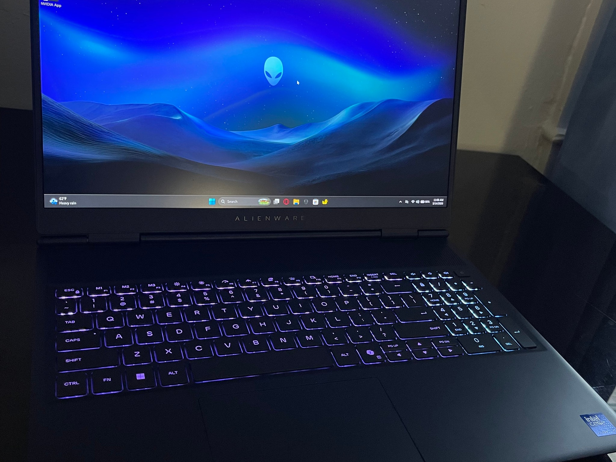 👽Alienware X16 Gaming laptop / RTX 5060 / I9 ultra 275HX 24-core/ 32gb DDR5/ 1TB NVMe🛸