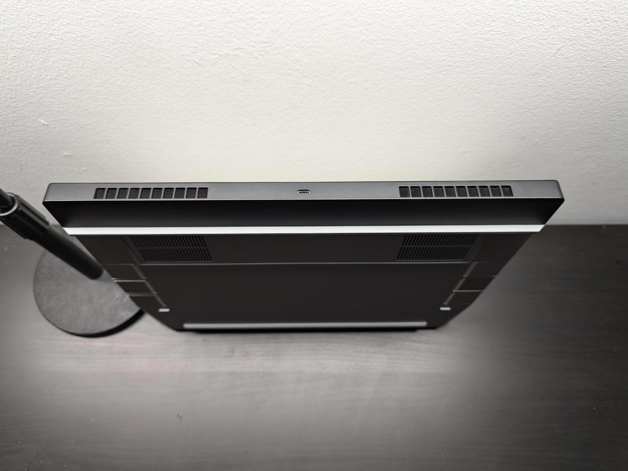 Framework Laptop 16 (Like New) - Ryzen 7 7840HS, 32GB RAM, 1TB SSD, RX7700S