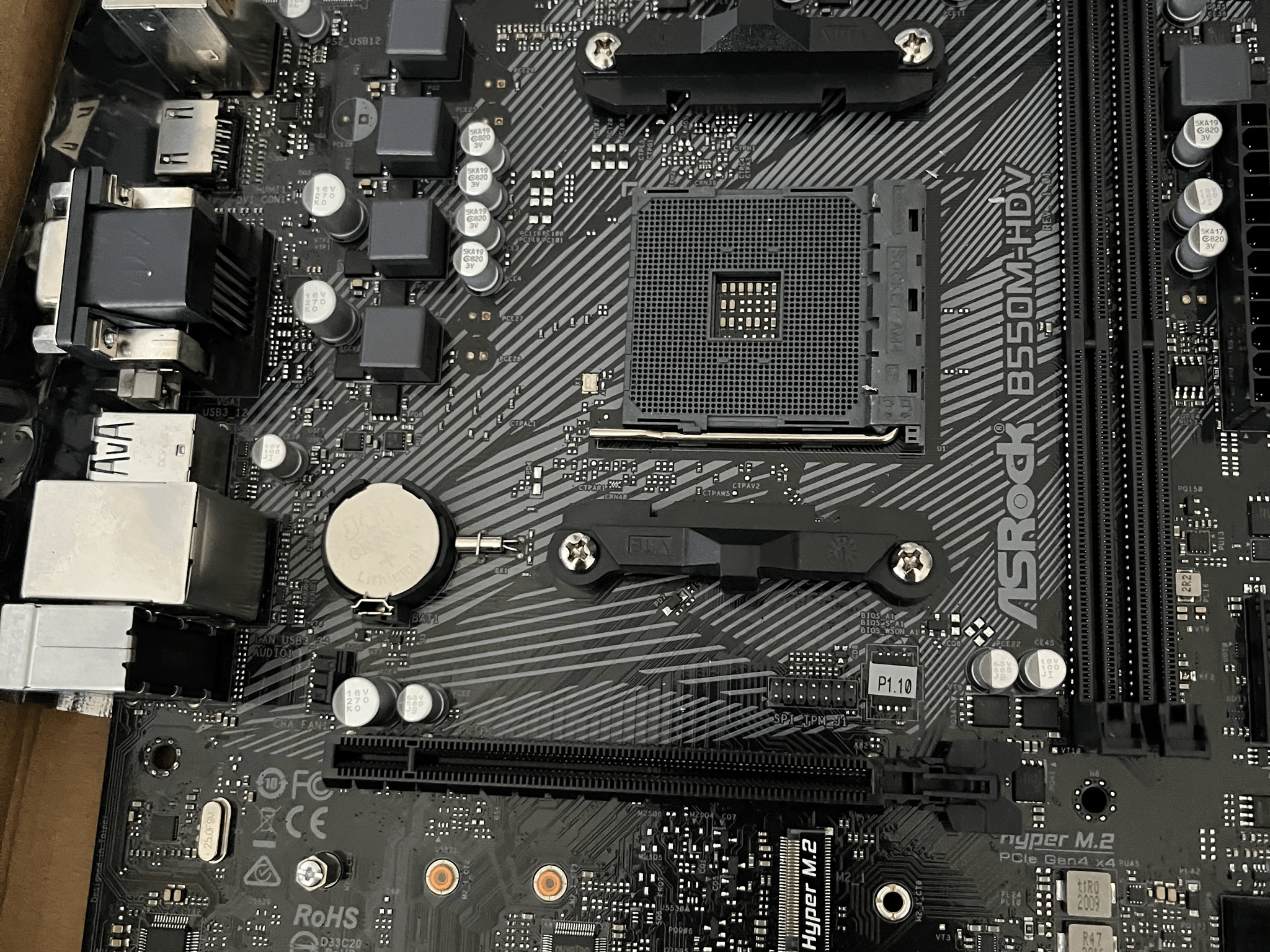 Asrock B550m-HDV for AM4
