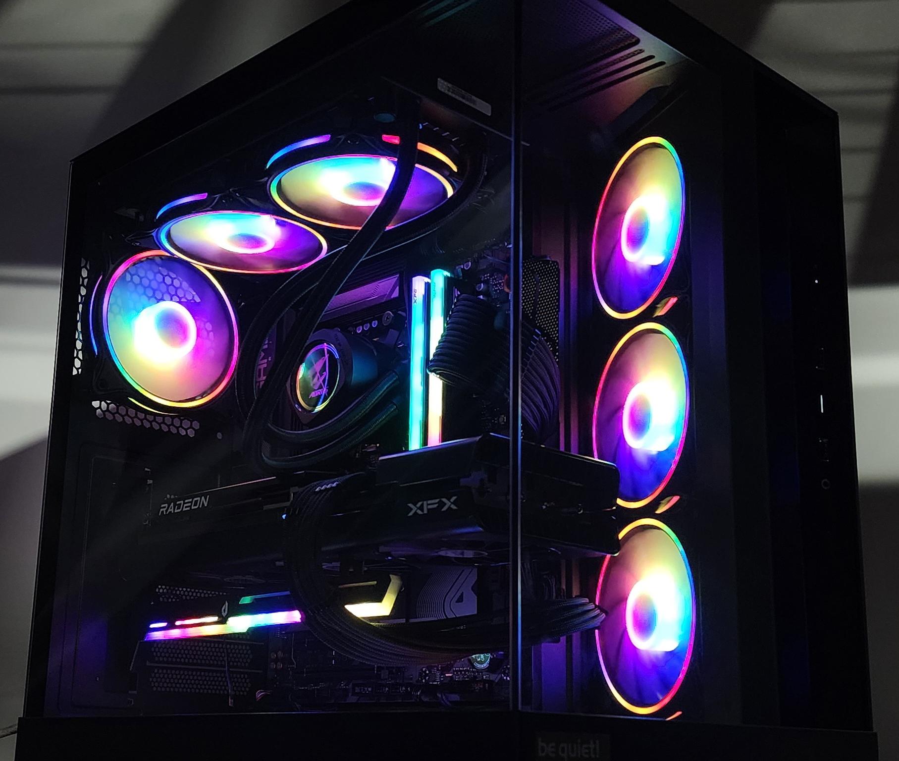 Gaming PC Ryzen 7 7700 32GB RAM 2TB SSD RX 7700 XT 12GB Windows 11 Computer