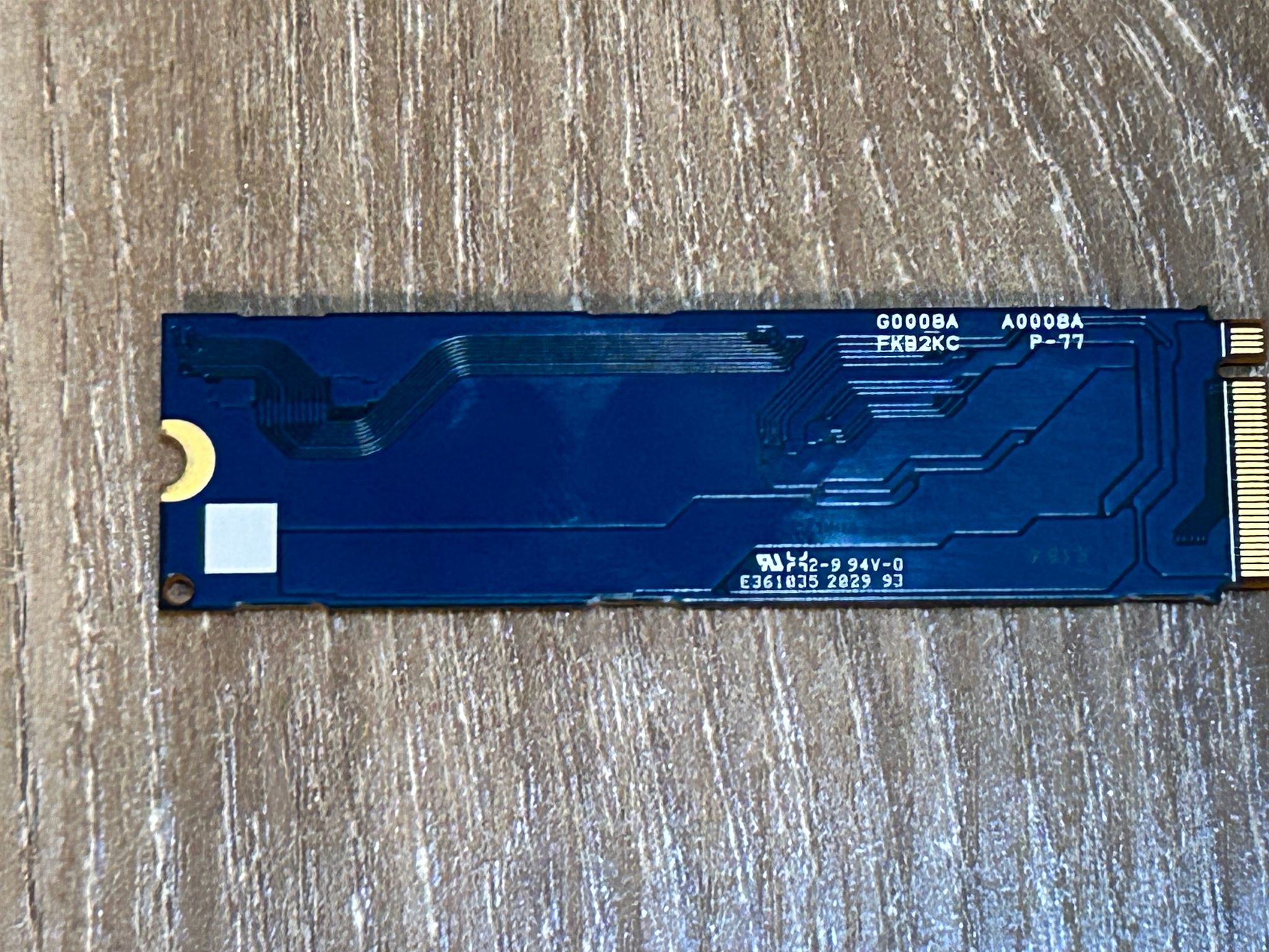 1TB SSD - KIOXIA 2280 M.2 NVMe Gen 3.0 x4 KXG60ZNV1T02 Solid State Drive - 22264