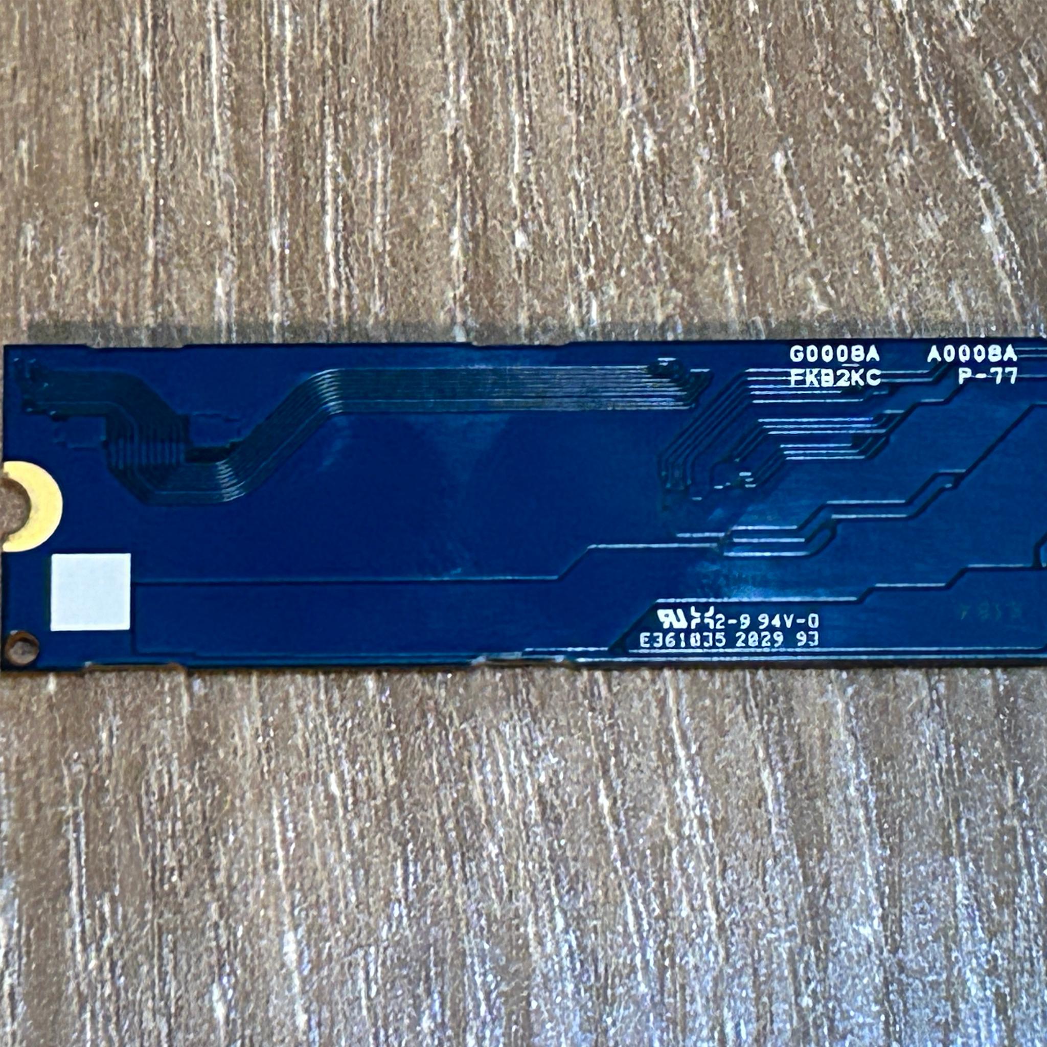 1TB SSD - KIOXIA 2280 M.2 NVMe Gen 3.0 x4 KXG60ZNV1T02 Solid State Drive - 22264