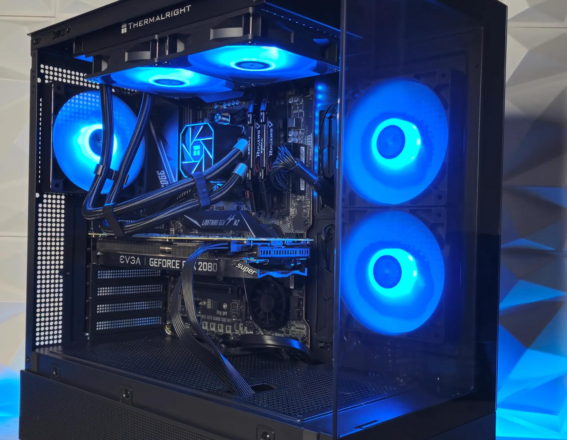 RTX 2080 Super - Ryzen 9 3900x - 32 GB Ram - WiFi - 1TB SSD