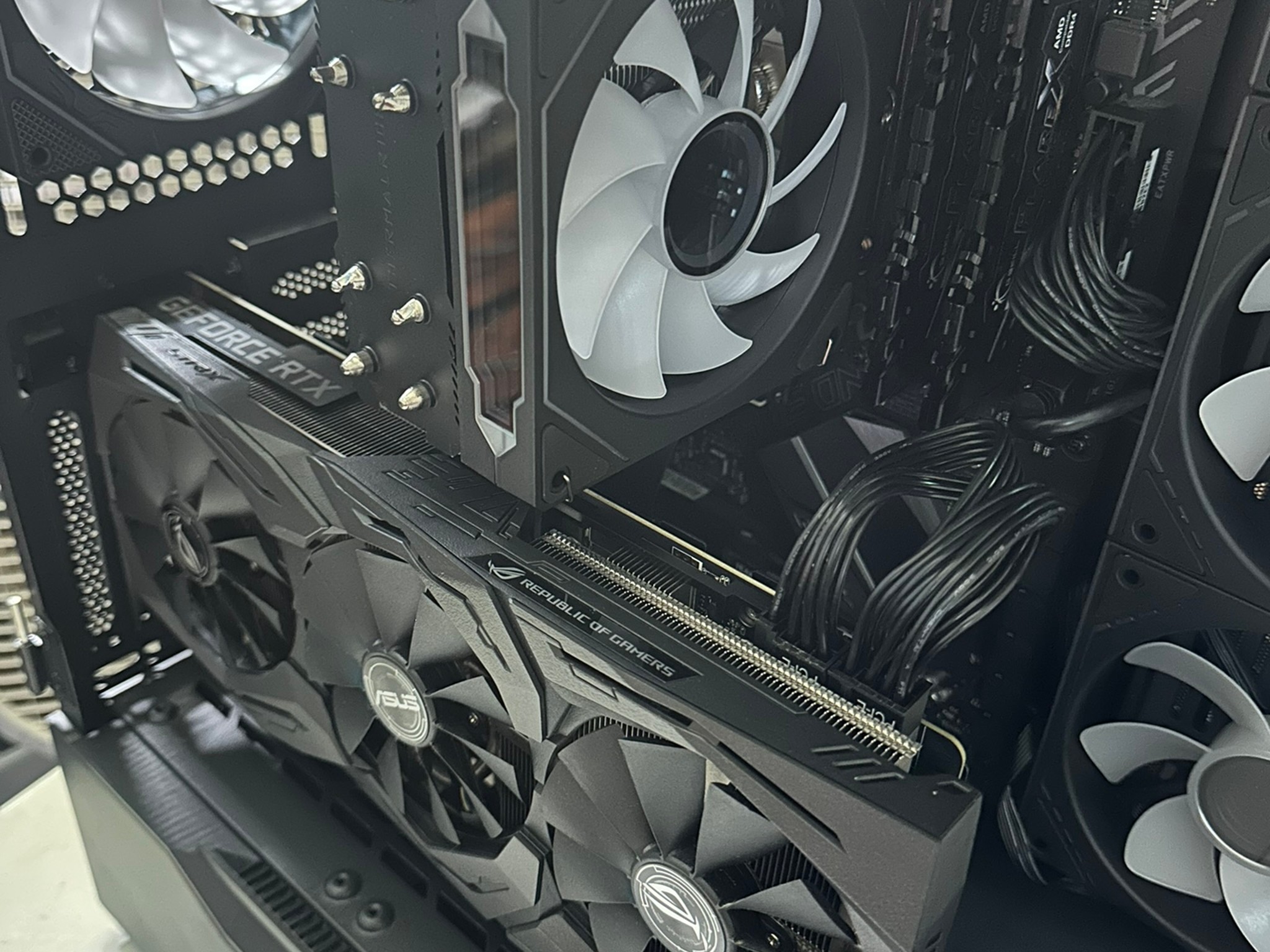 i7-8700K / ASUS Strix RTX 2070 / 512G NVME / 16GB RAM