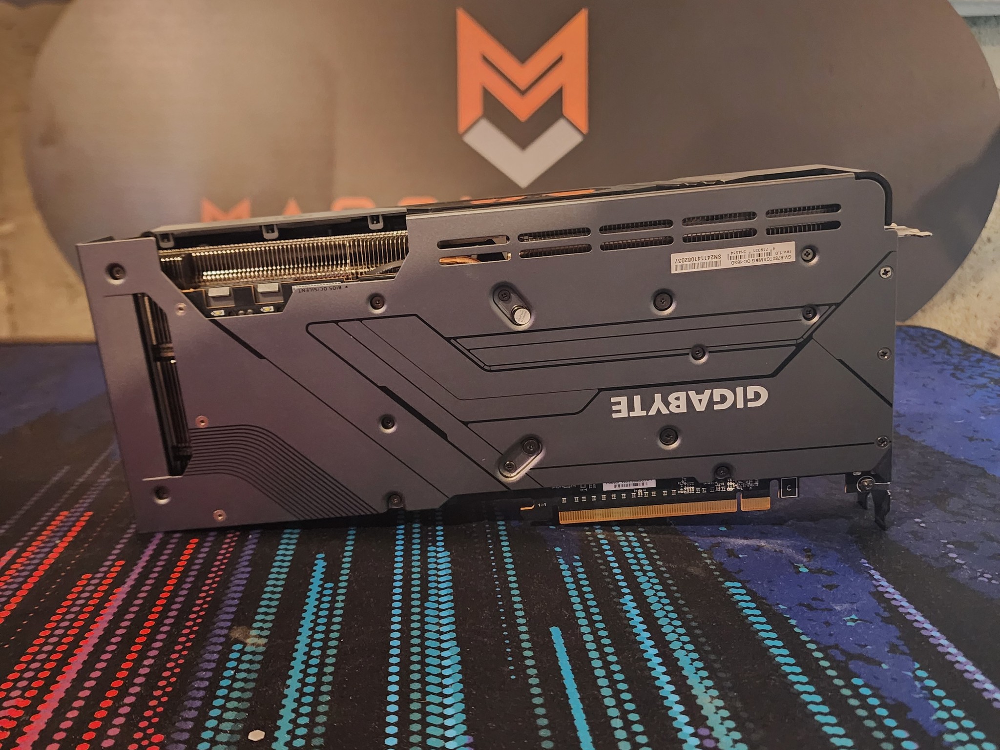 Gigabyte RX 7800 XT GAMING OC
