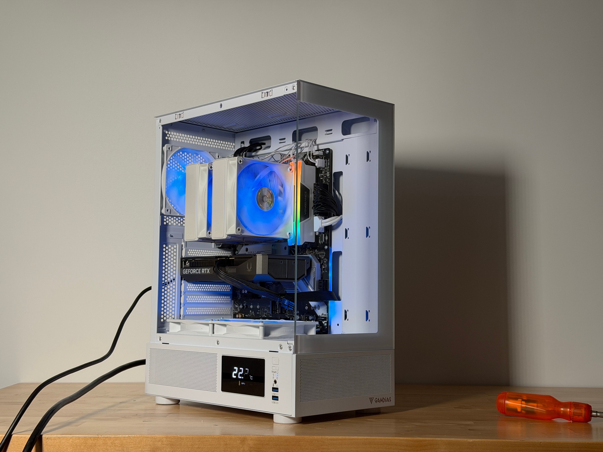 RTX 5060ti 16gb Ryzen 7 7700x Gaming PC