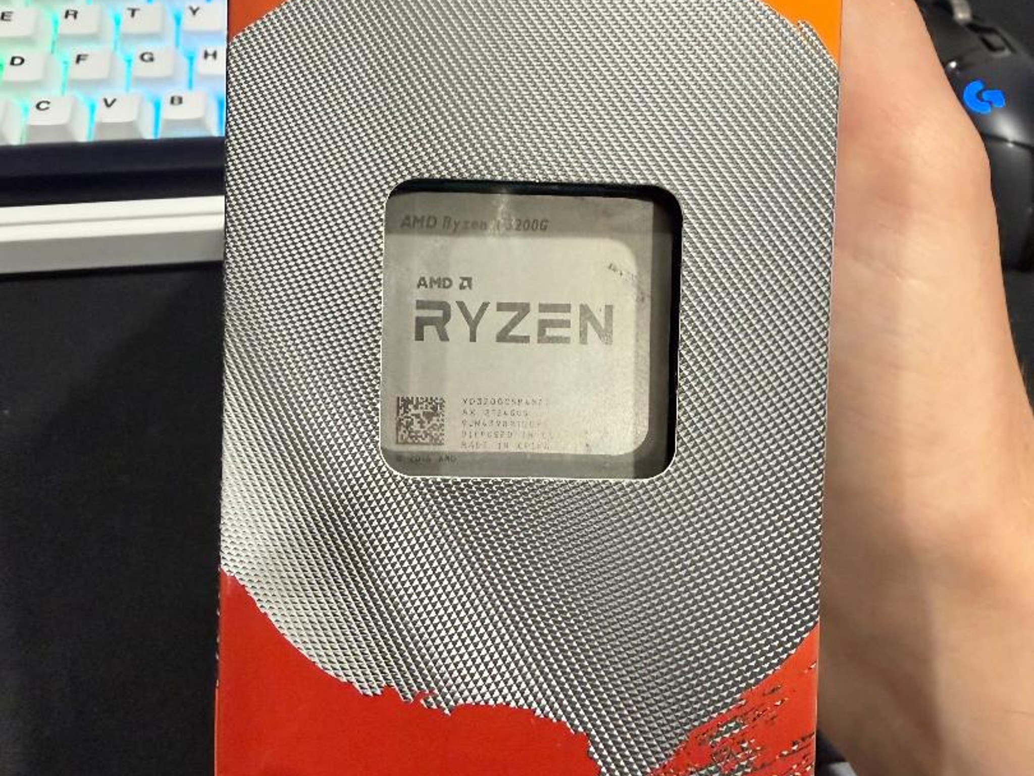 AMD Ryzen 3 3200G