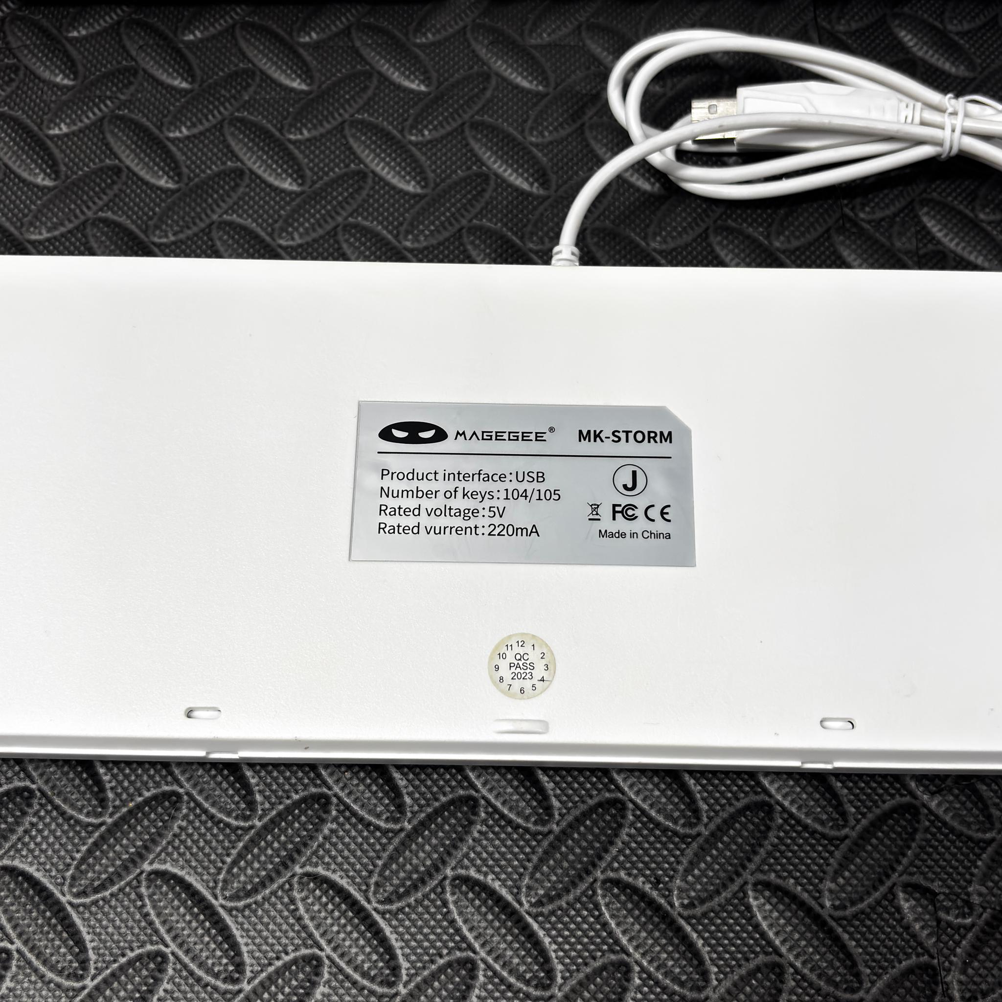 MageGee MK-Storm White Gaming Keyboard | Full Size USB | Tested Working