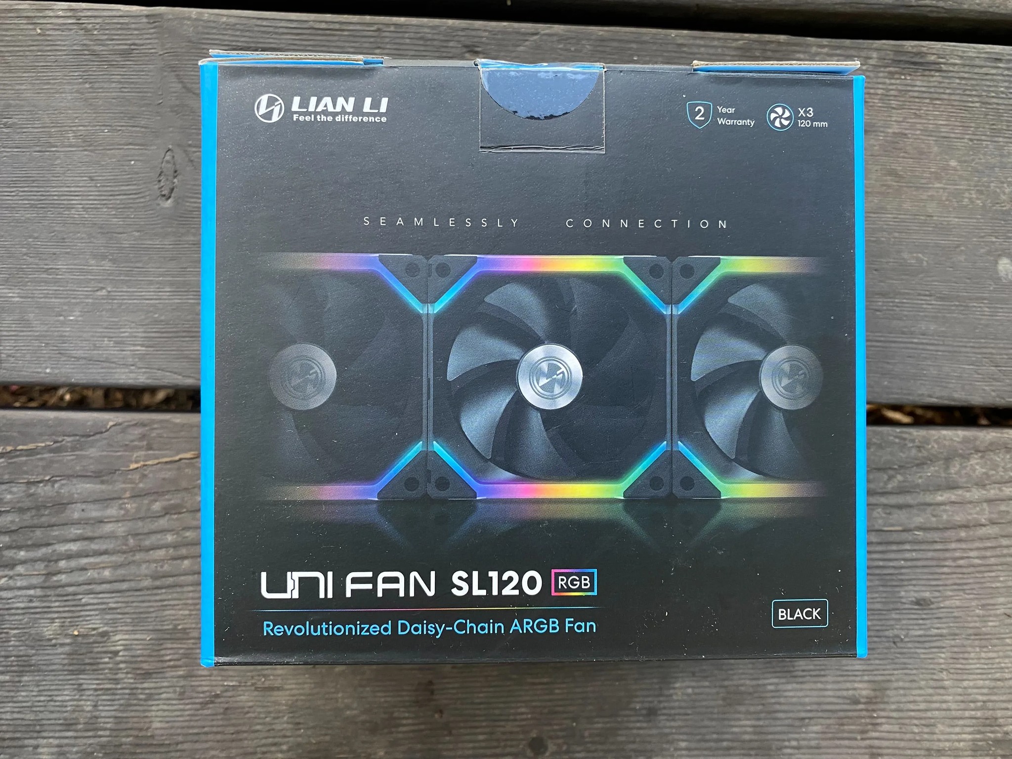 Lian Li Uni Fan SL120 Daisy Chain RGB Fans - 3 Pack