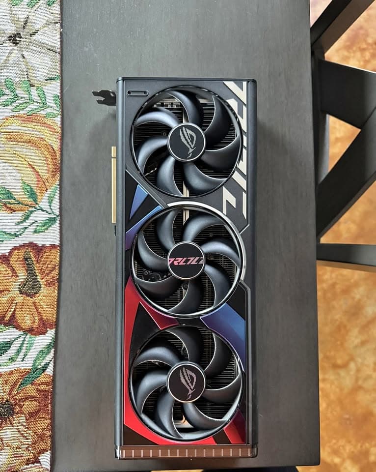 Asus ROG Strix GeForce RTX 4090 OC 24GB