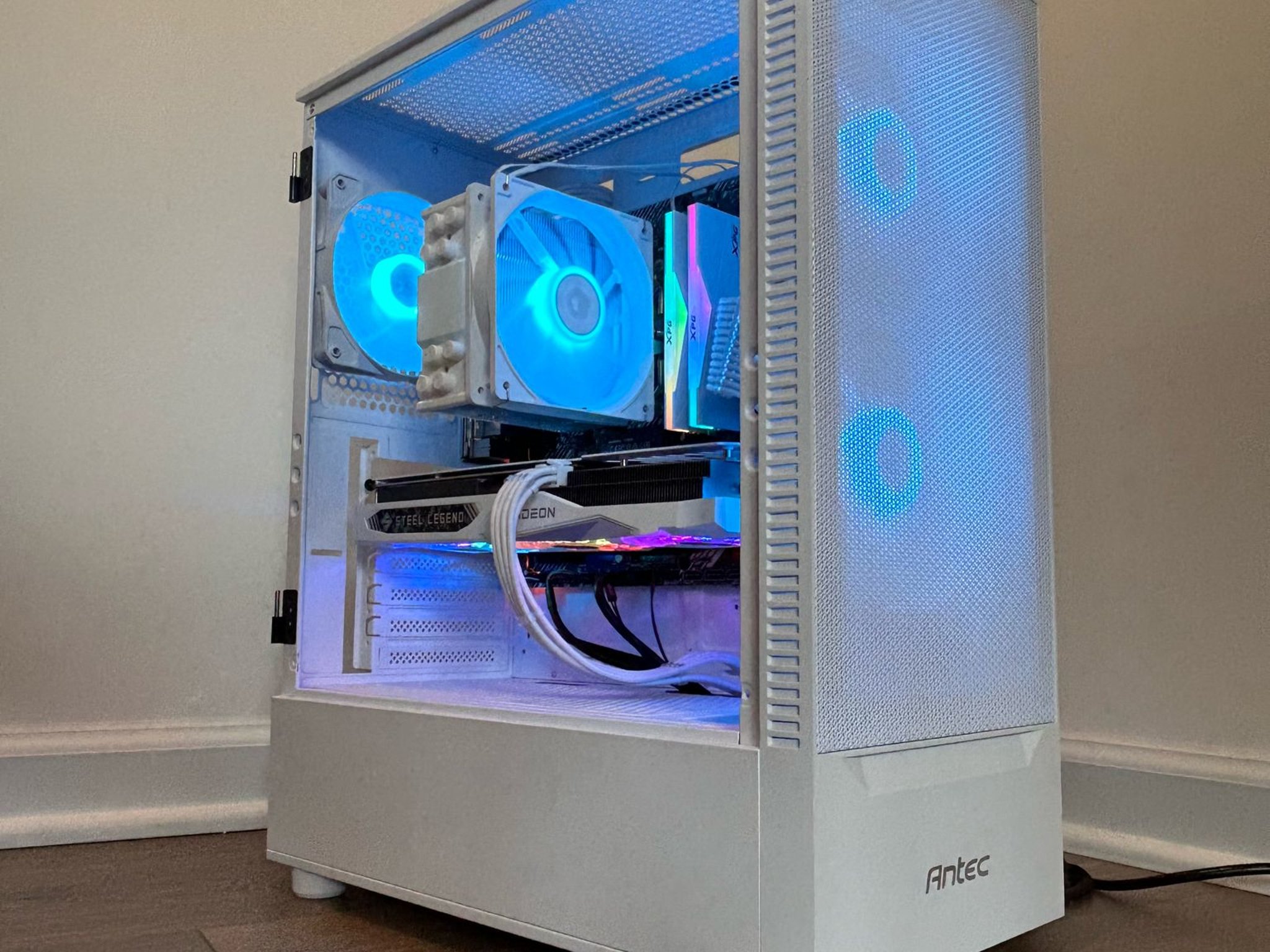 ❄️Ryzen 5 5500 ❄️RX 7600❄️16GB RAM❄️512GB SSD❄️WIFI | MID-RANGE RGB WHITE GAMING PC