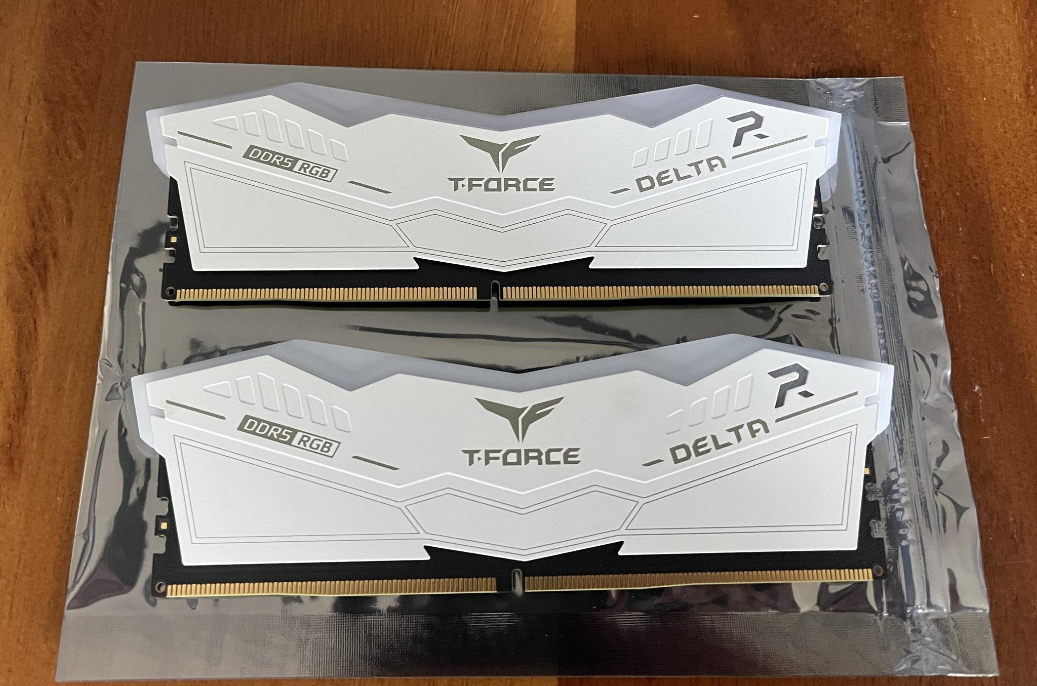 TEAMGROUP T-FORCE DELTA R 32GB (16GBx2) DDR5 5200MHz RAM (FF4D516G5200HC40CBK)