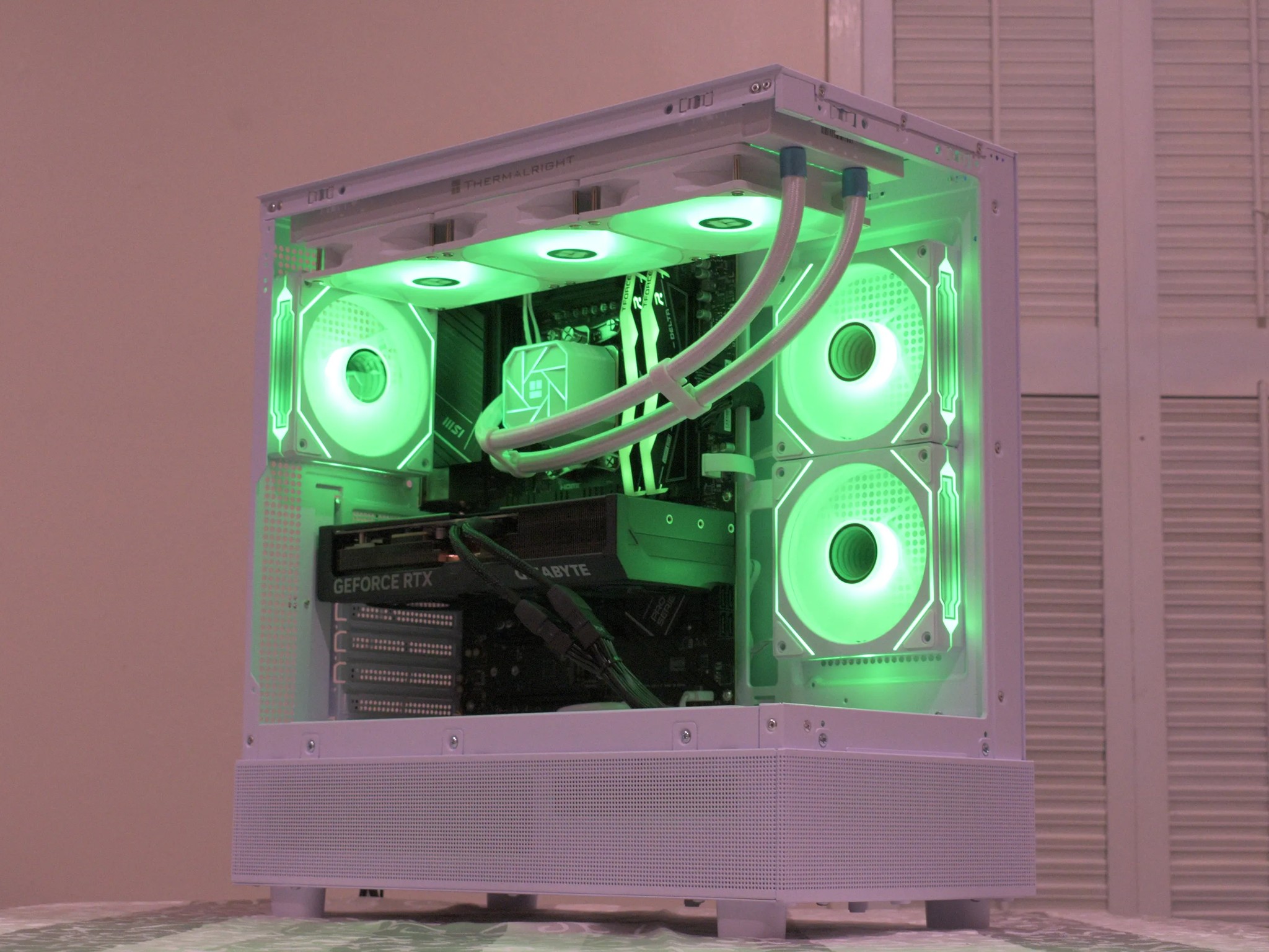 Gaming PC | Ryzen 7 7700X | RTX 4070ti 12GB | 32GB Ram DDR5 | 1TB nVME SSD | 1440p White Gaming PC