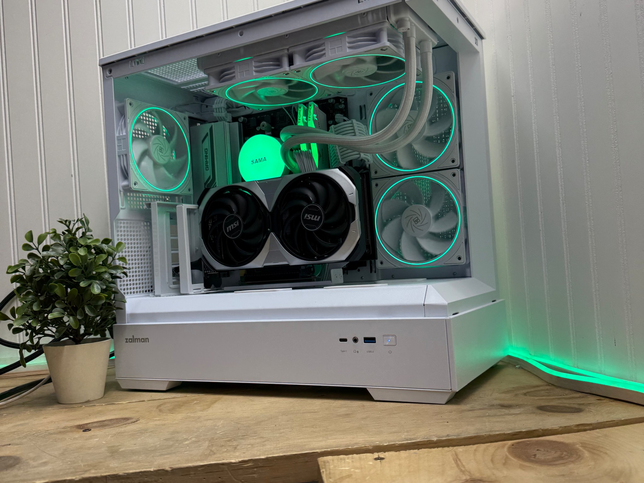 (SALE) DONT MISS OUT    Ryzen 5 7600X / RTX 4070 Ti SUPER / 32GB DDR5 / 1.5TB NVMe/ 850W PSU🔥