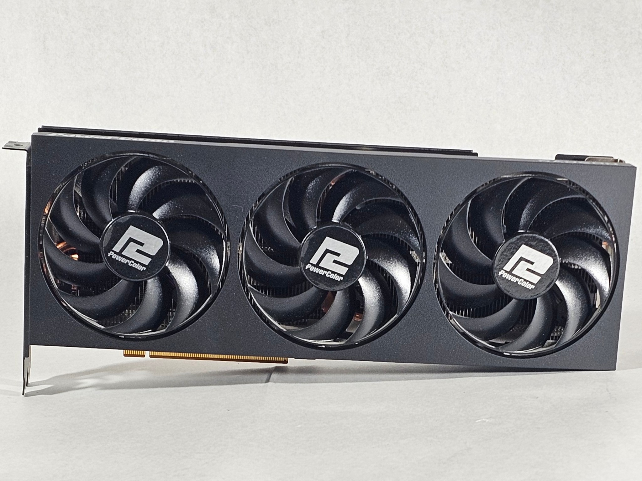RX 7800 XT PowerCooler Radeon 16GB
