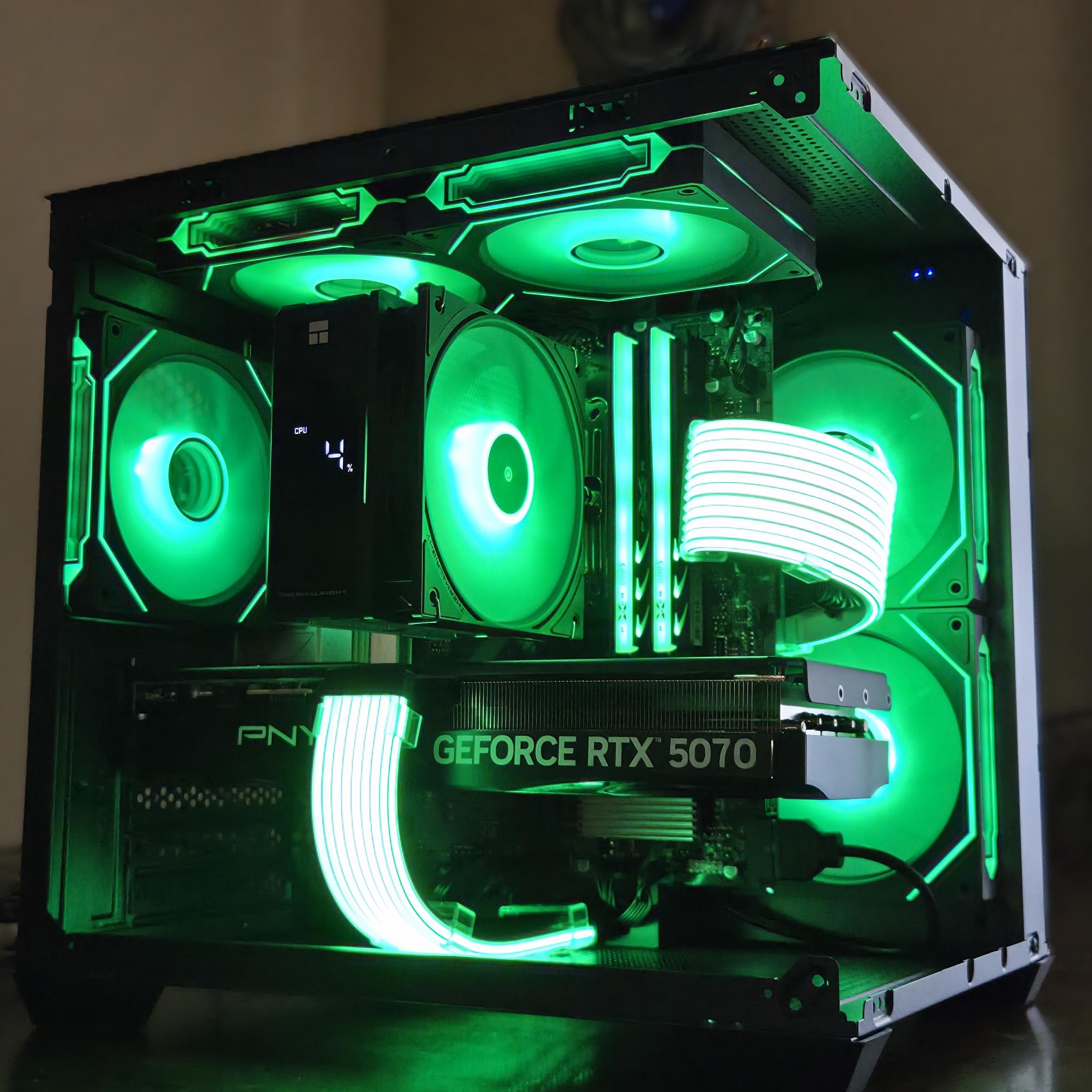 Mini Boss!👑– Ryzen 5 7500F + RTX 5070 | 32GB DDR5 6000 | 1TB Gen4 NVMe | Temp Display!