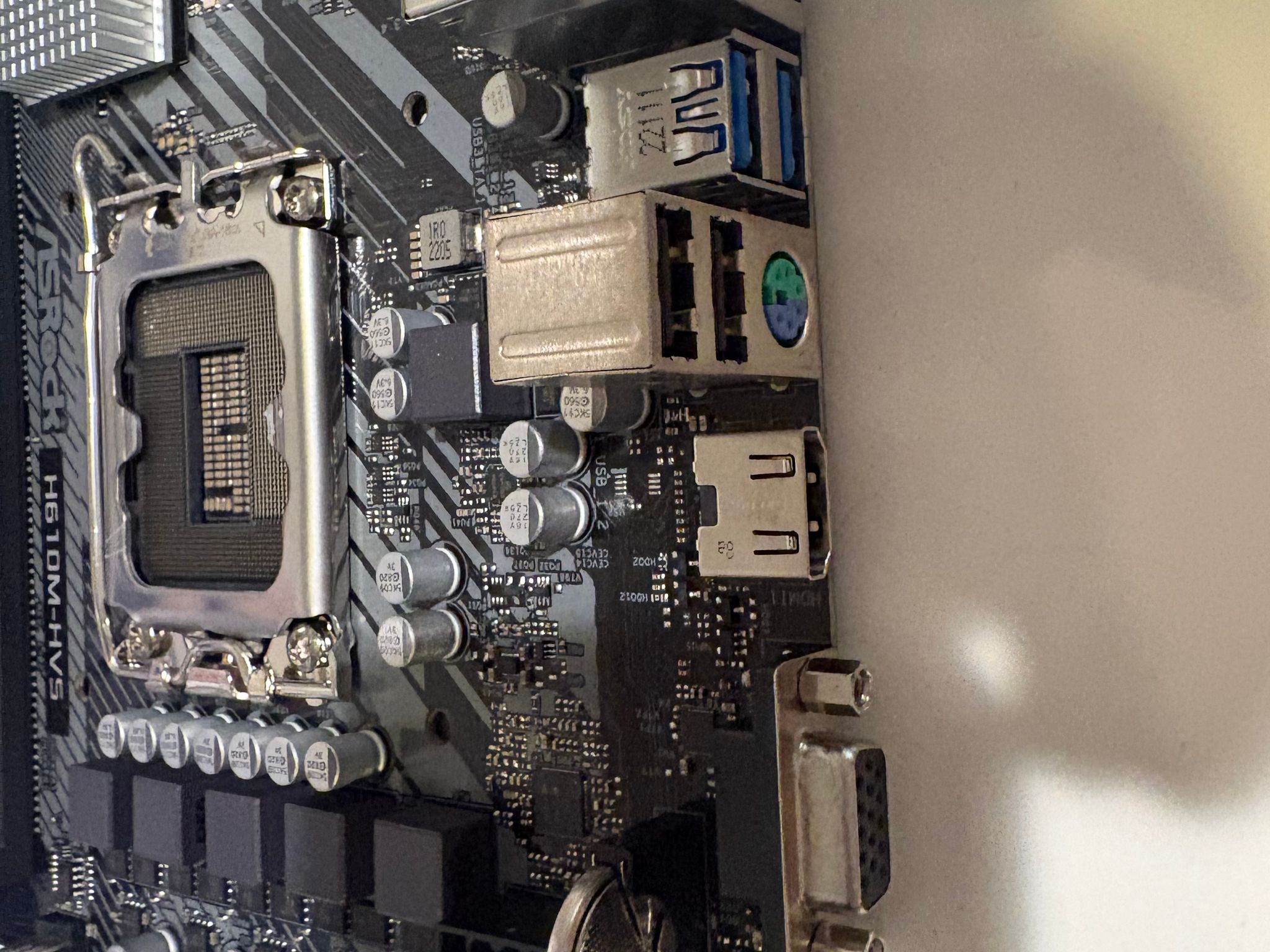 ASROCK H610M-HDV LGA 1700 Motherboard