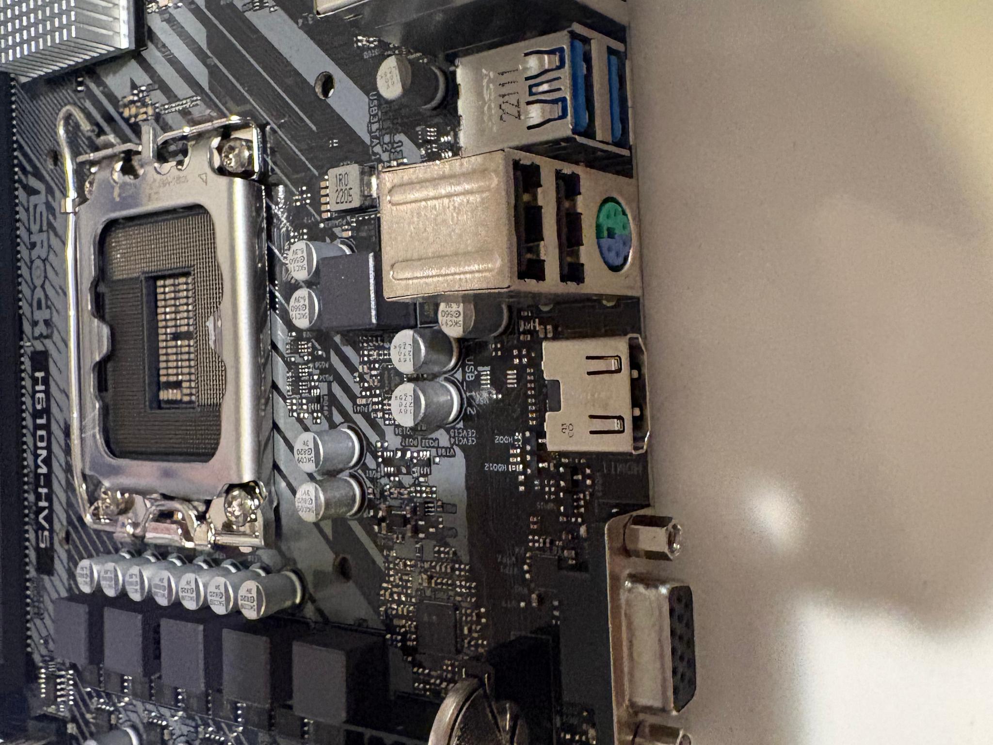 ASRock H610M-HDV - Image 2