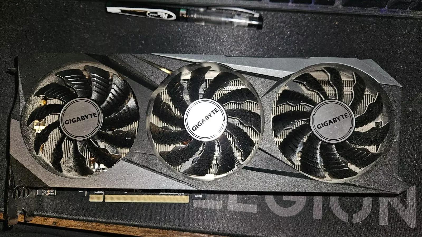 GIGABYTE GeForce RTX 3070 Gaming OC 8G (REV2.0) Graphics Card, 3X WINDFORCE Fans