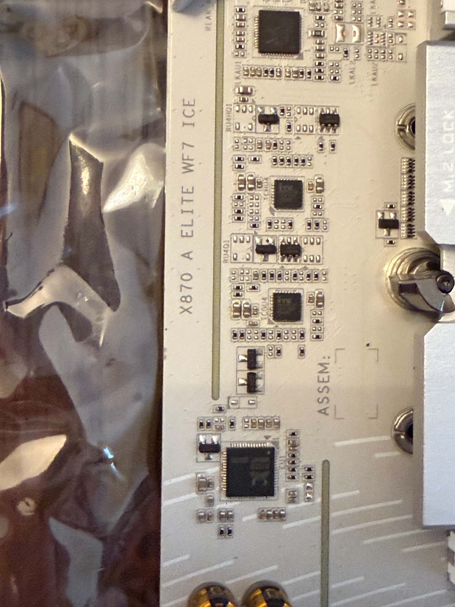 GIGABYTE X870 AORUS Elite WIFI7 ICE AMD AM5 (rev 1.1) Motherboard
