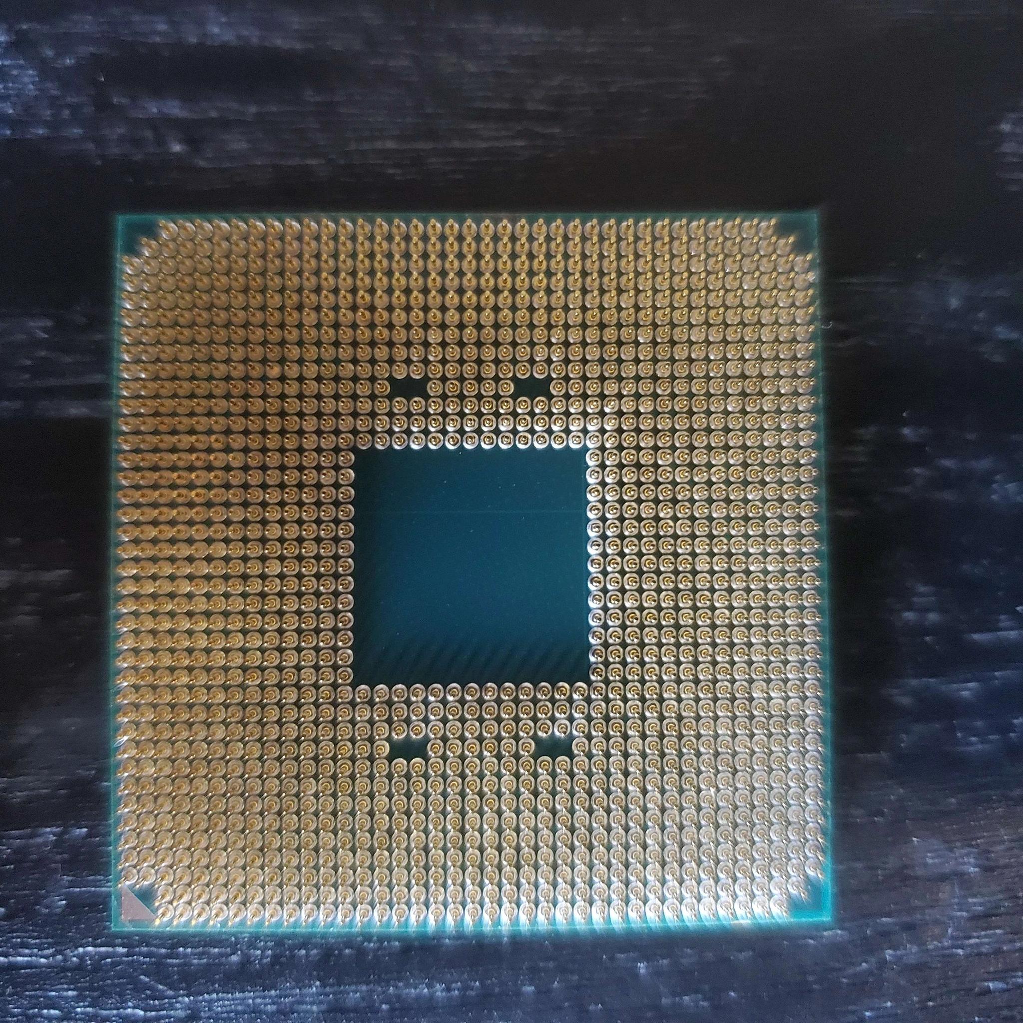 AMD Ryzen 7 3700X CPU