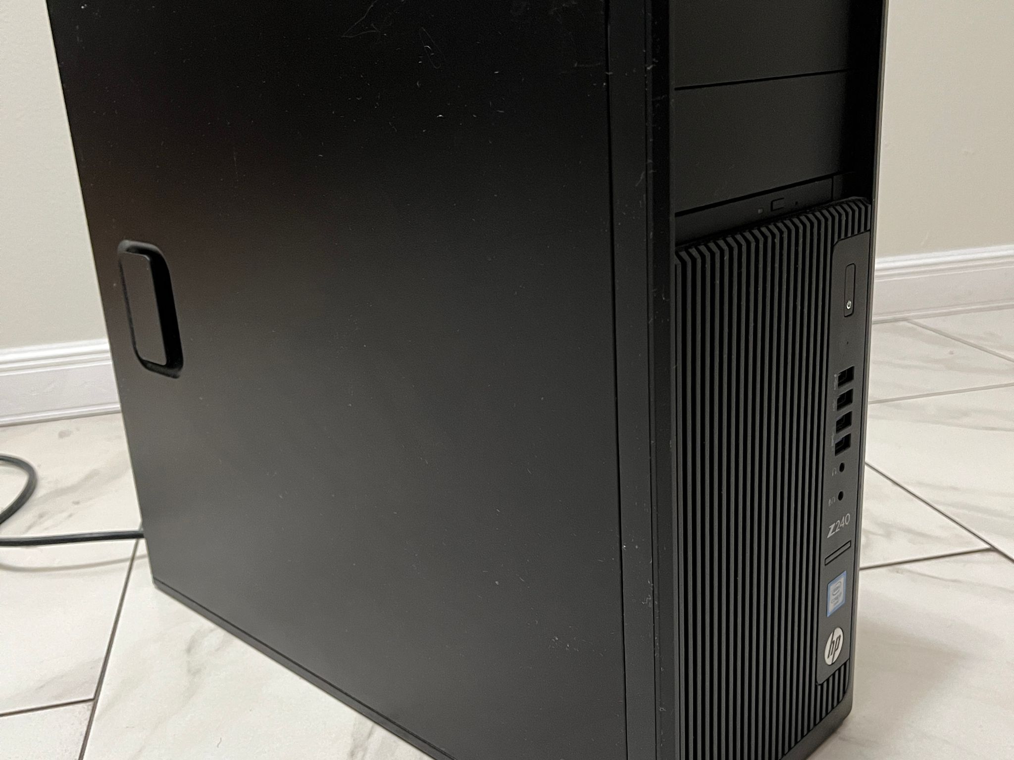 NVIDIA RTX 2060 SUPER, Intel i7-6700, 16GB RAM, 1.2TB Storage - HP