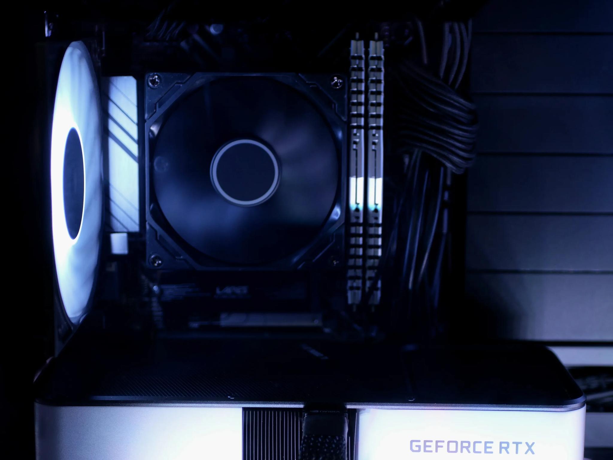 RTX 3060 ti, Intel 12100f itx gaming pc