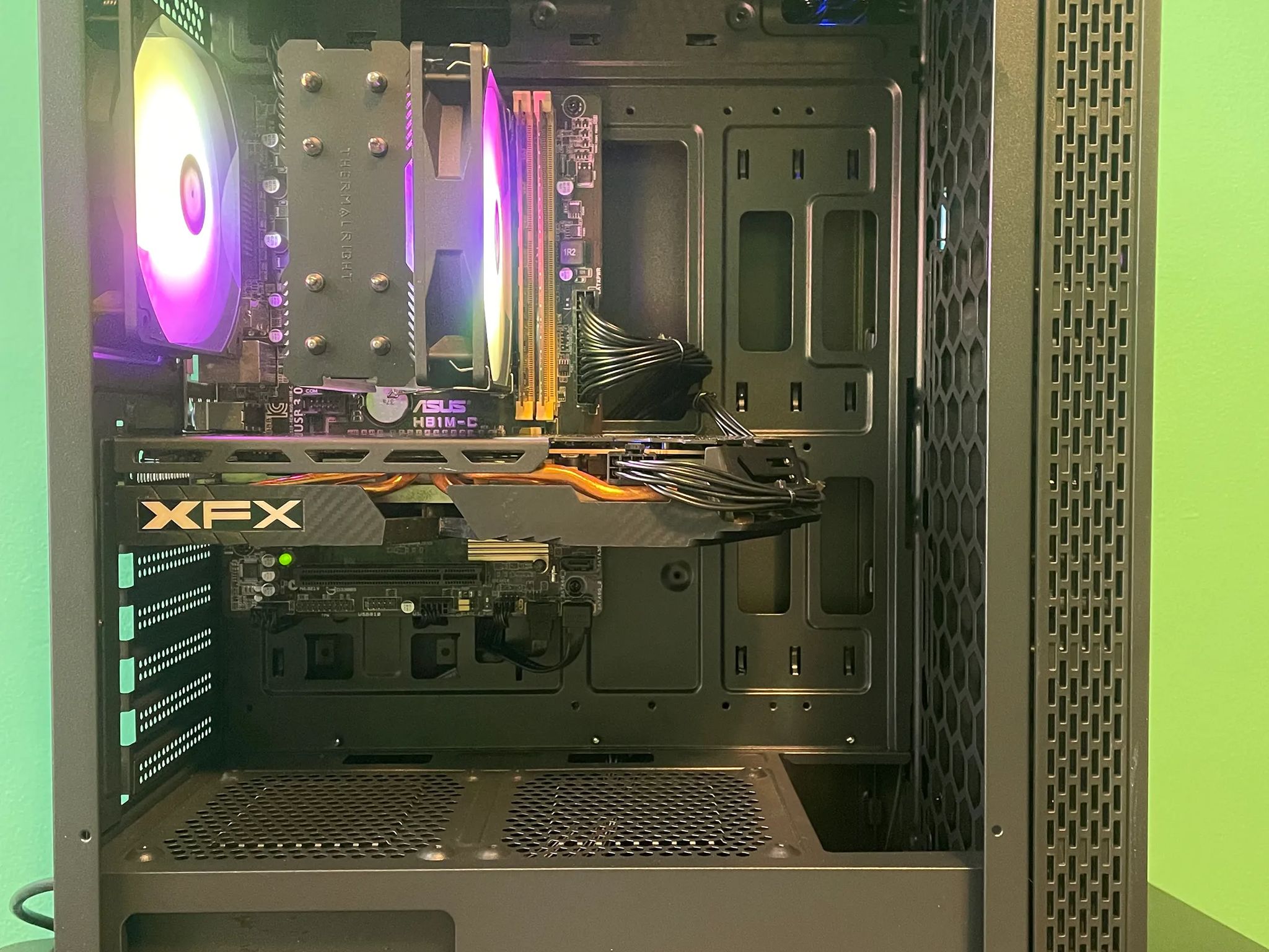 INFINITY Illusion Gaming PC | Intel i5 / Amd RX580 / 8GB / 600GB Win 10 Pro WiFi