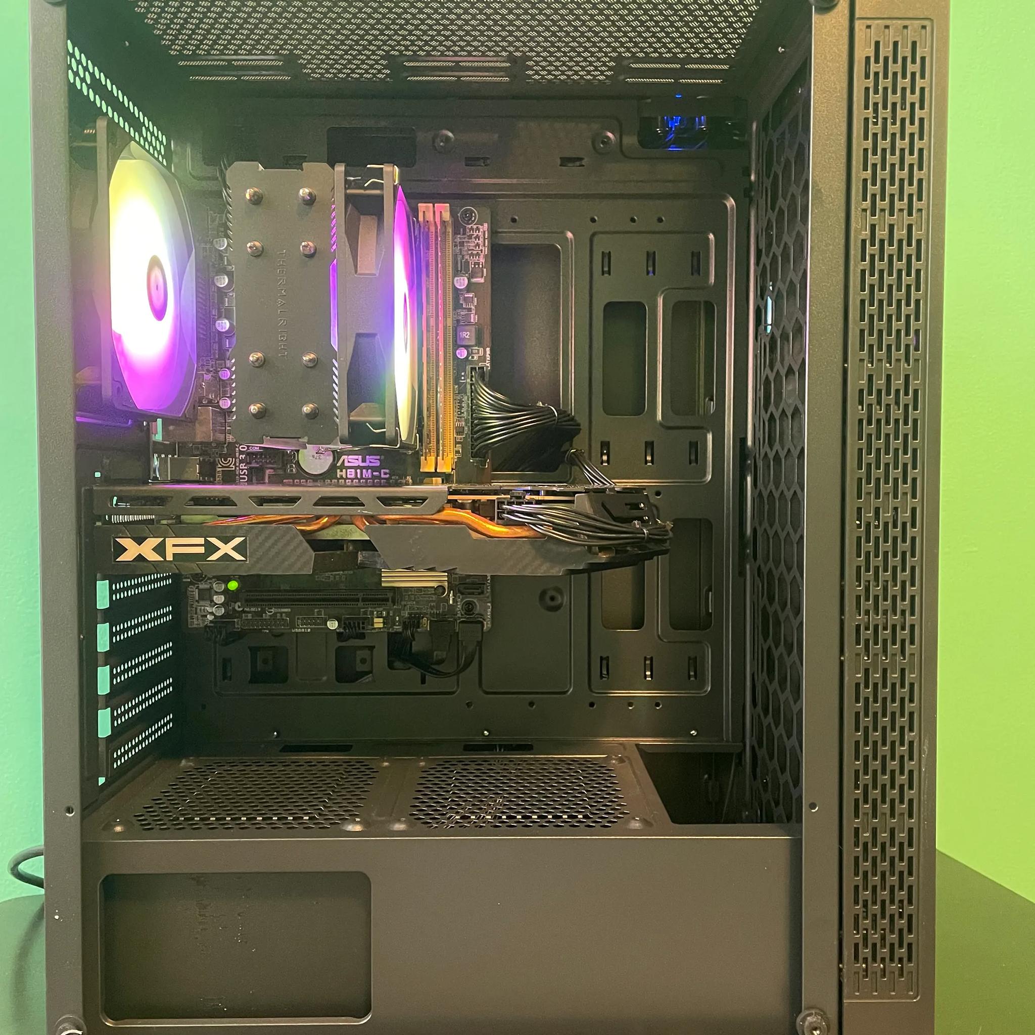 INFINITY Illusion Gaming PC | Intel i5 / Amd RX580 / 8GB / 600GB Win 10 Pro WiFi