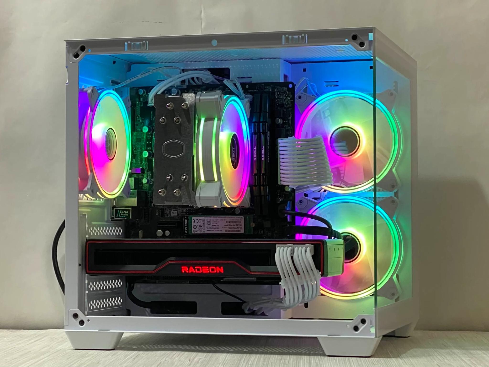 RX 6800, Ryzen 5 5600, 32GB DDR4, 1TB NVMe SSD, WiFi - Gaming PC