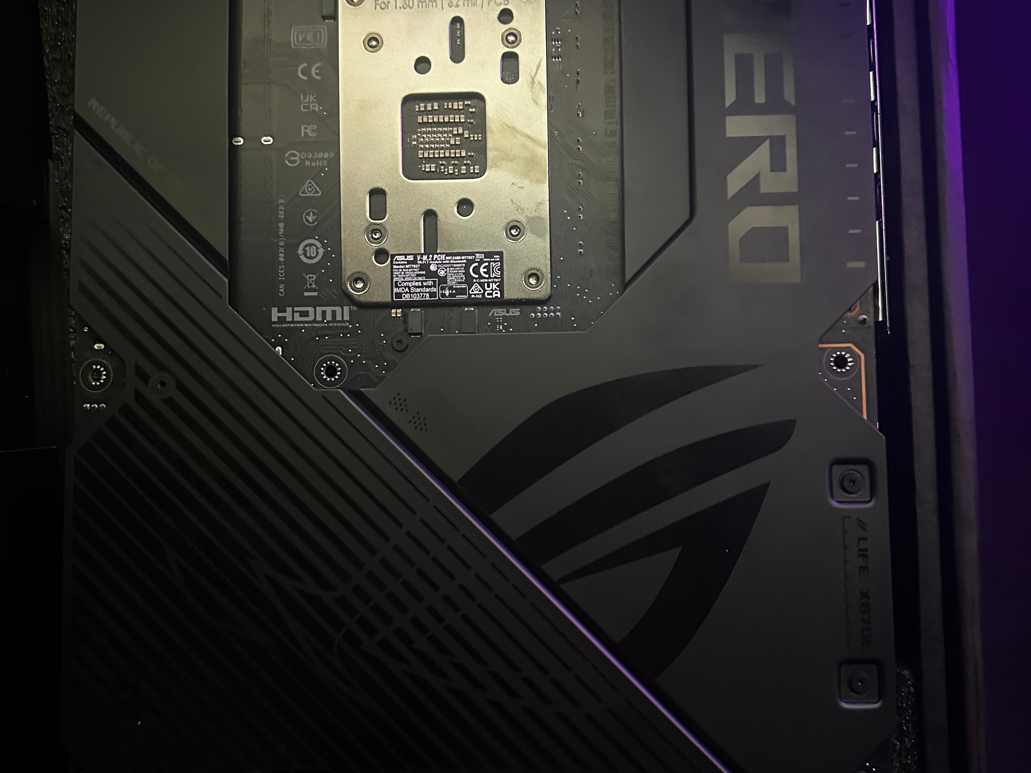 ASUS rog x870e crosshair hero