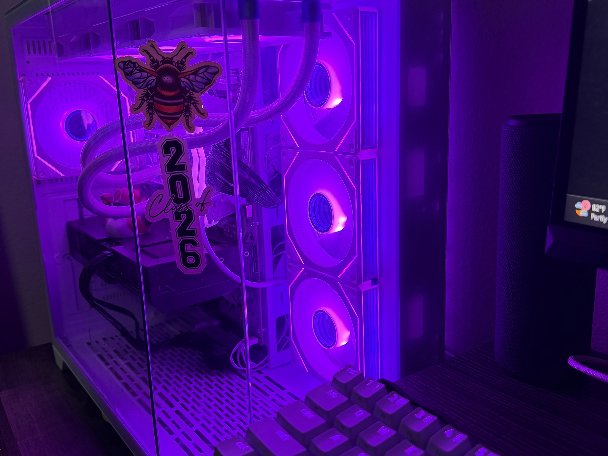 Great Deal! RTX 4070 SUPER, Ryzen 7600x, 16GB DDR5, 1TB SSD, 650w PSU, RGB!