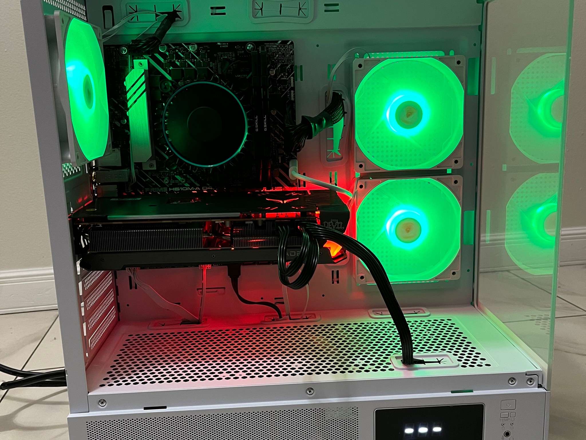 Intel Core i5-12400, AMD RX 6600 XT, 32GB RAM, 1TB SSD, High FPS Gaming PC w/ Wi-Fi & BT