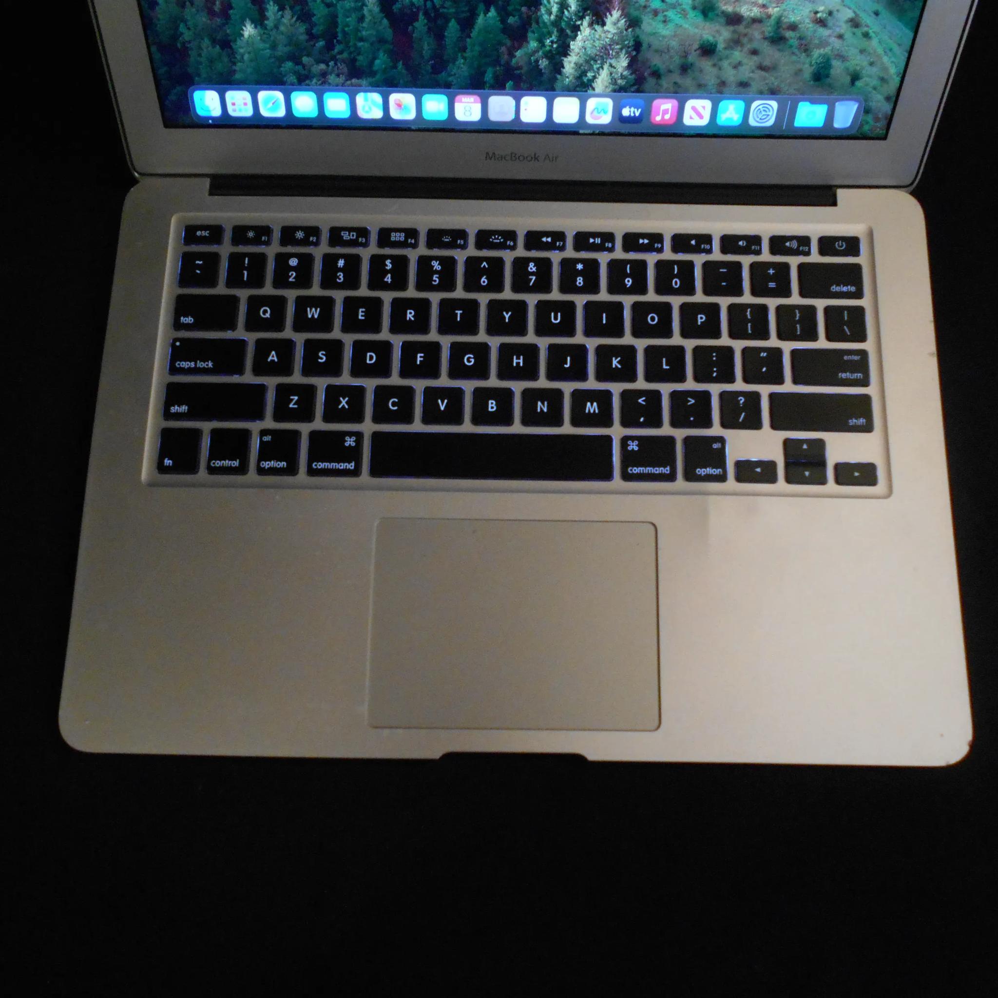 Macbook Air 2017 Sonoma