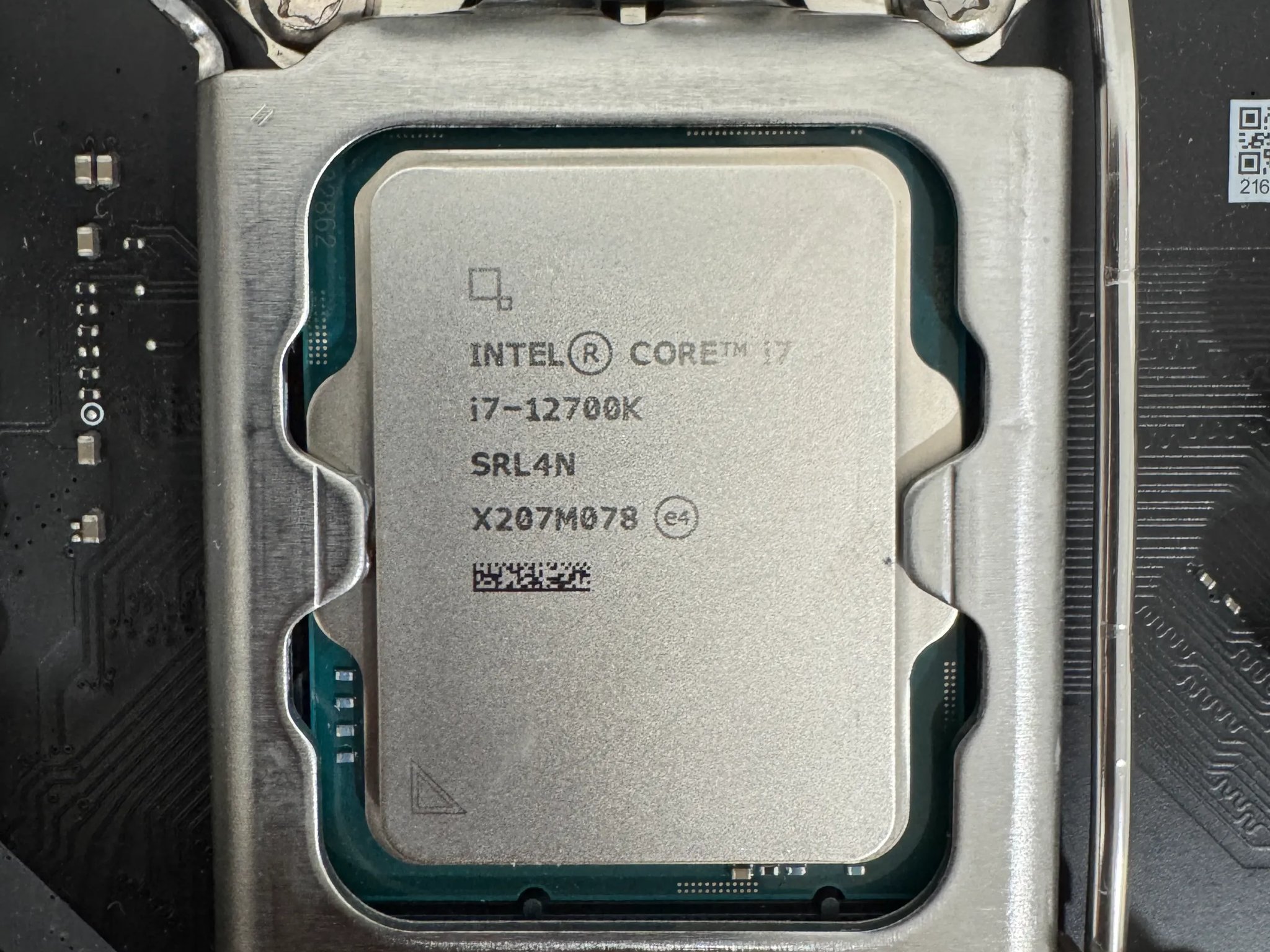 Intel i7 12700K,MSI MPG Z690 Edge WiFi,CORSAIR VENGEANCE DDR4 RAM 32GB BUNDLE DEAL