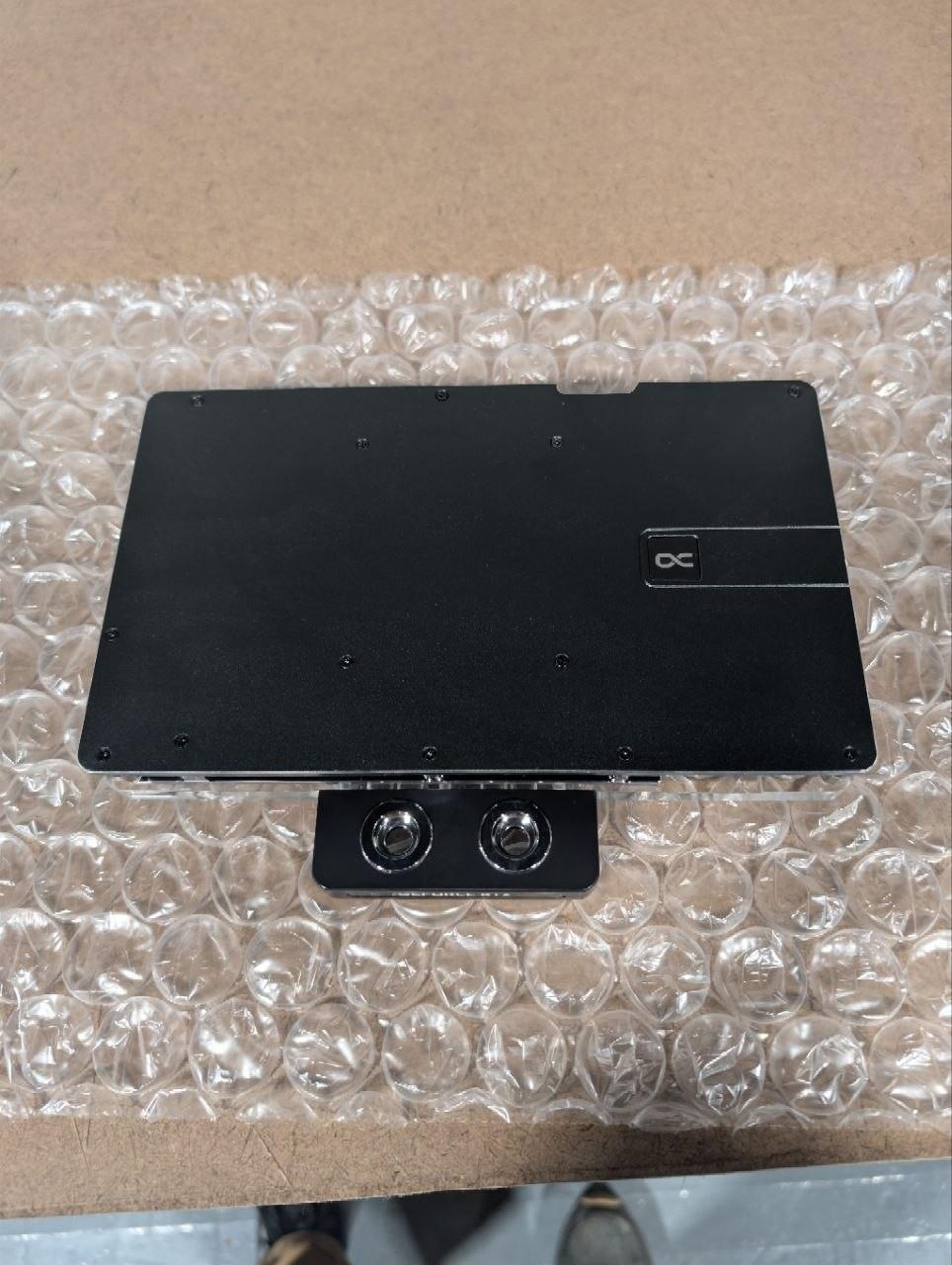 Alphacool Core Geforce RTX 5090 Suprim + Vanguard + Gaming Trio Waterblock with