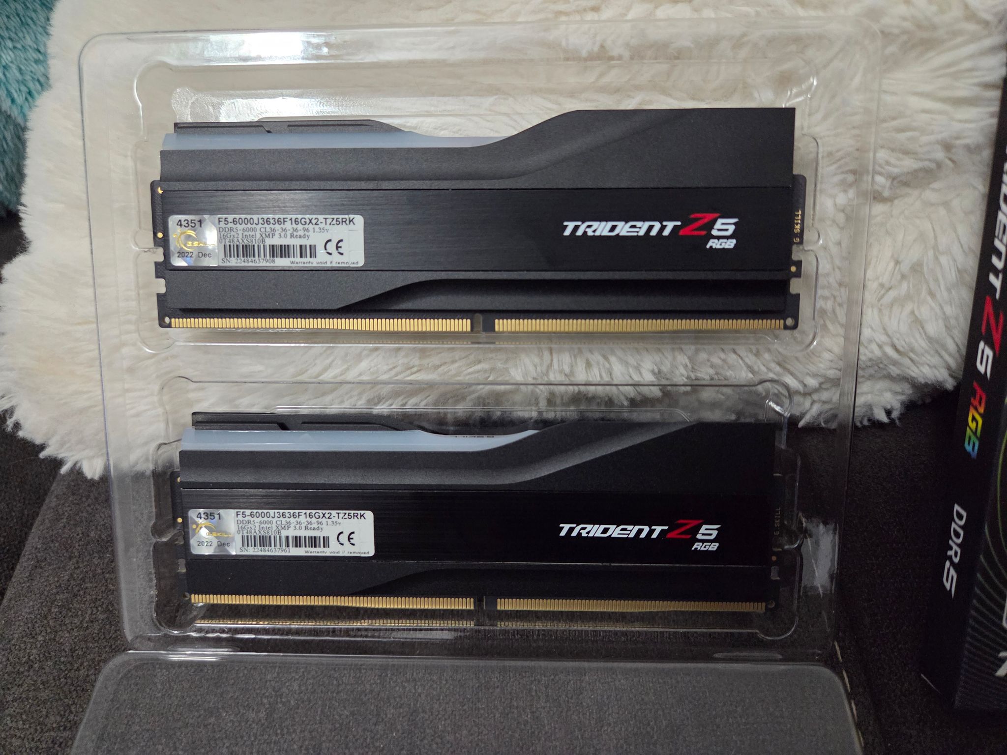 *LIKE NEW* G.Skill Trident Z5 RGB - 32GB Kit