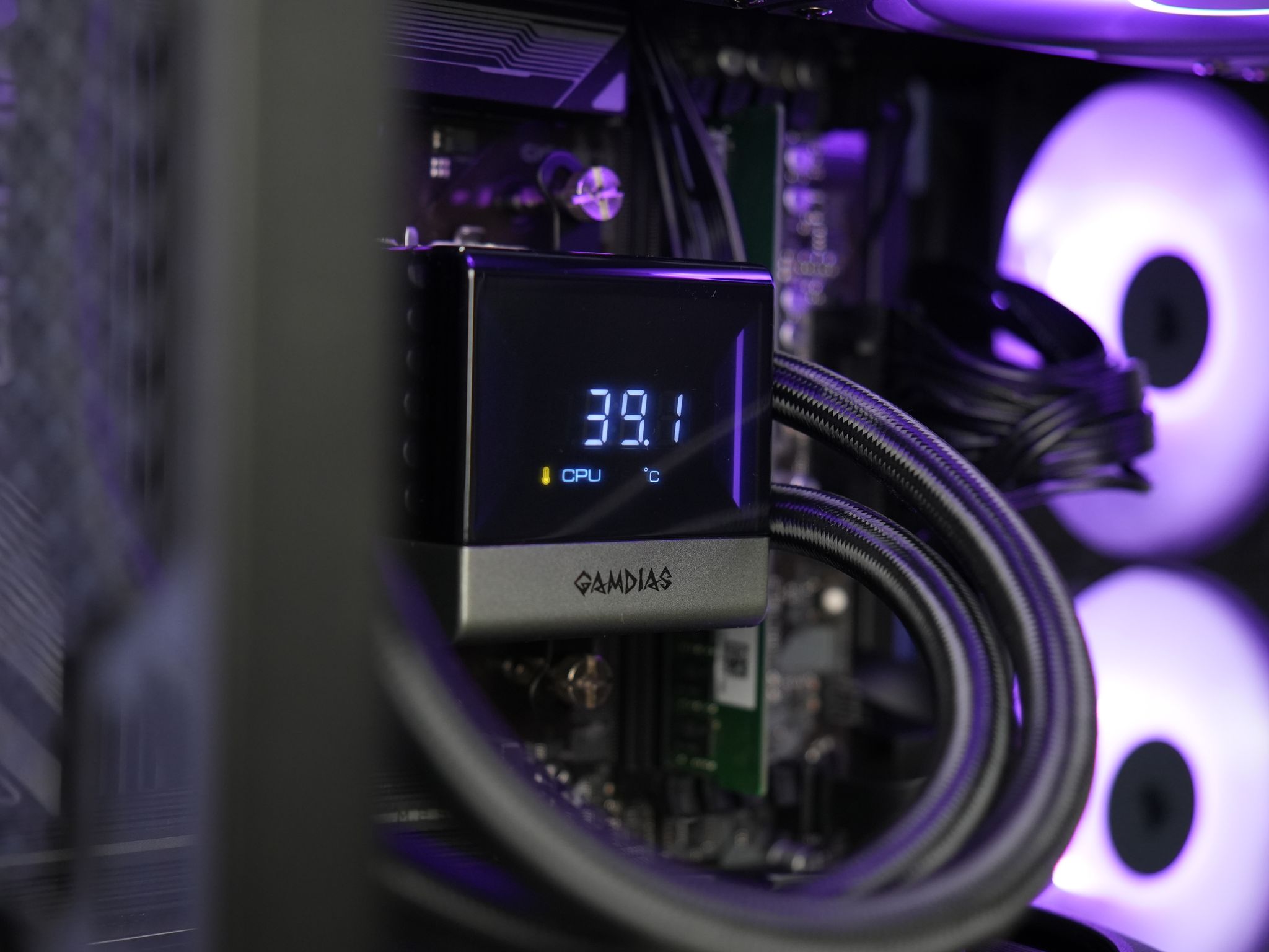 Gaming PC | RTX 5070 | RYZEN 5 9600X | 16GB RAM | 1TB SSD | WINDOWS 11