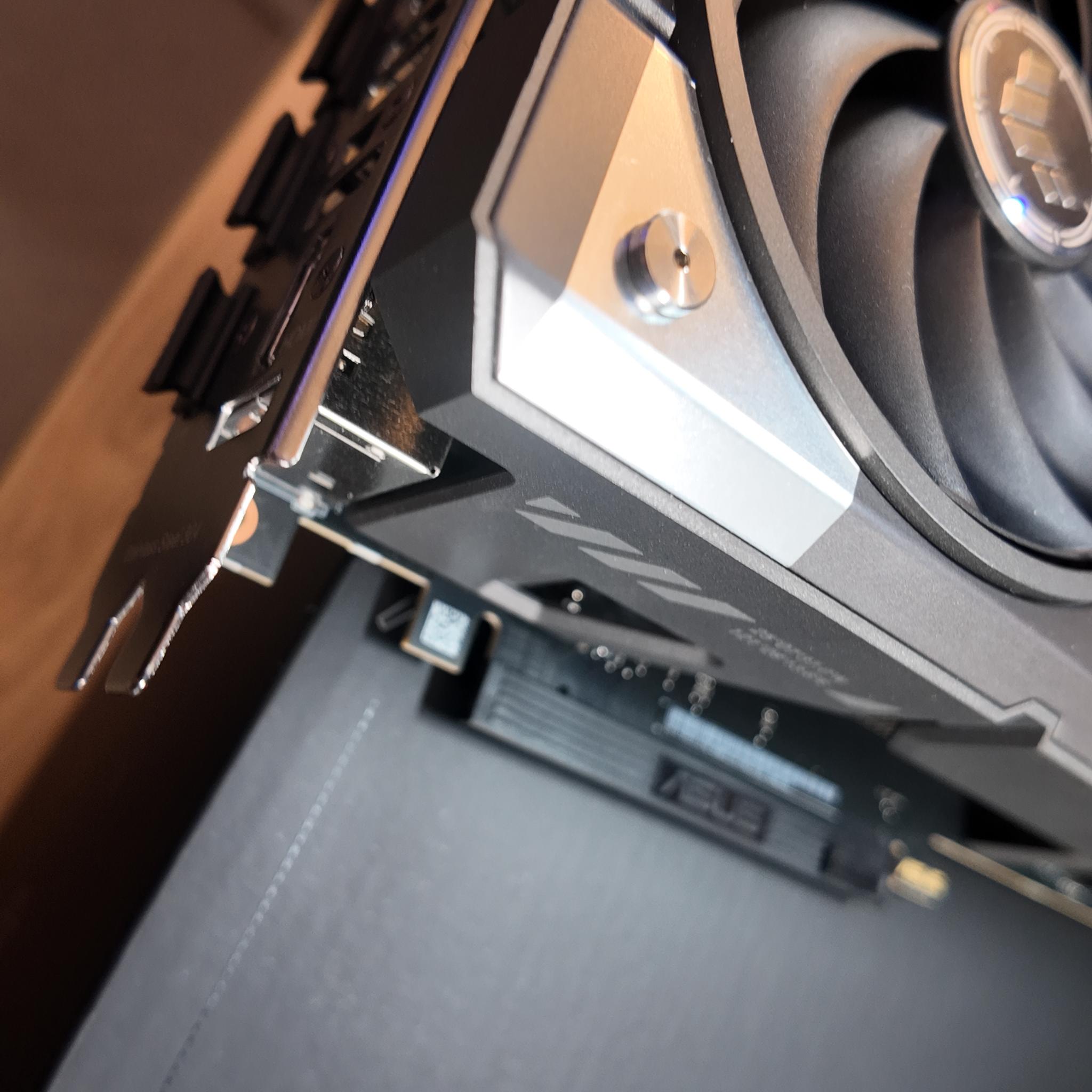 ASUS TUF Gaming GeForce RTX 5070 Ti OC Edition