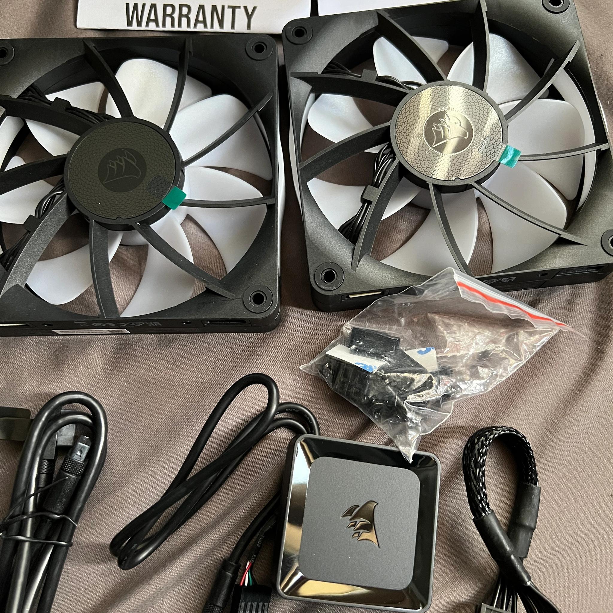 CORSAIR iCUE LINK RX120 RGB STARTER KIT 2x Fans