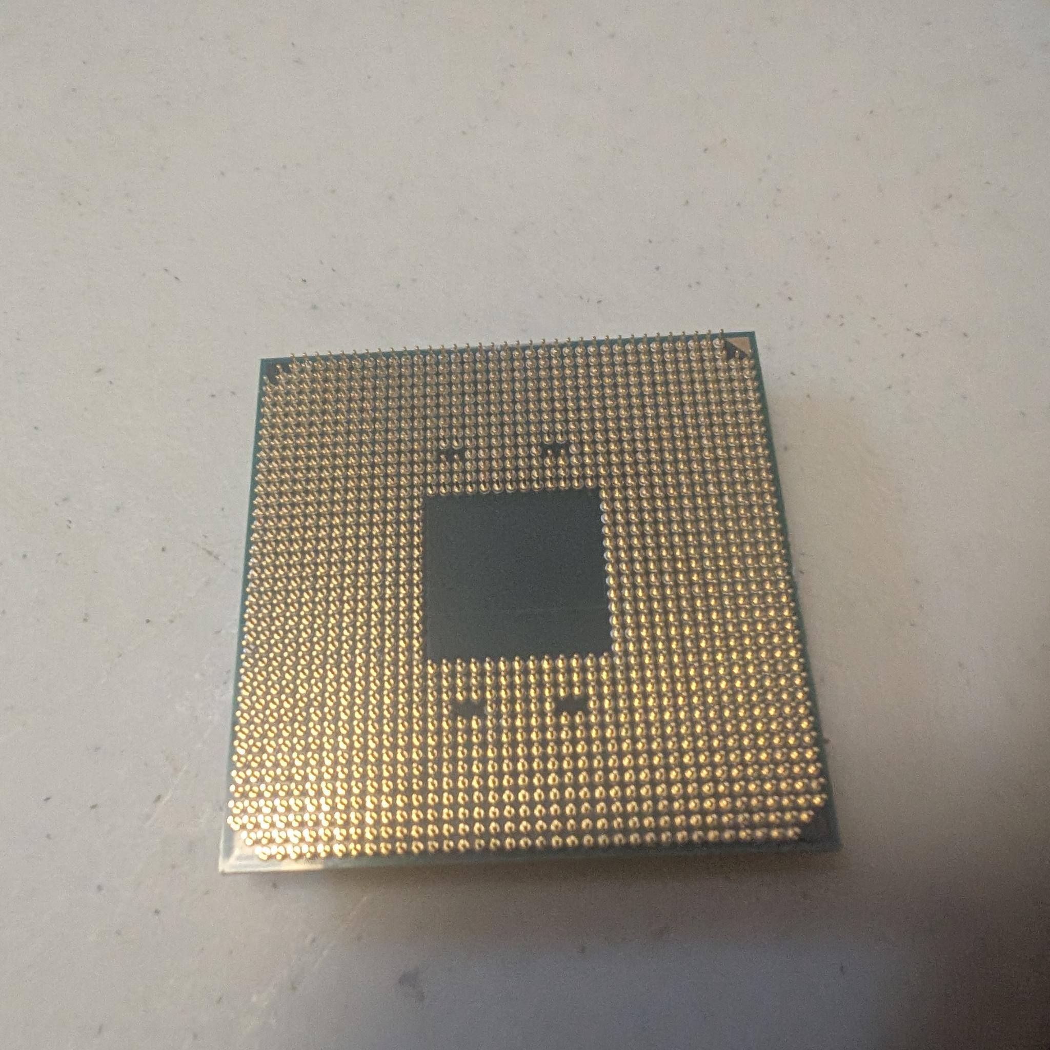 [Used] AM4 Upgrade Combo: Ryzen 7 5700X + ASRock A520M/ac + Vetroo V5 Cooler+ 32GB DDR4 3200 RAM