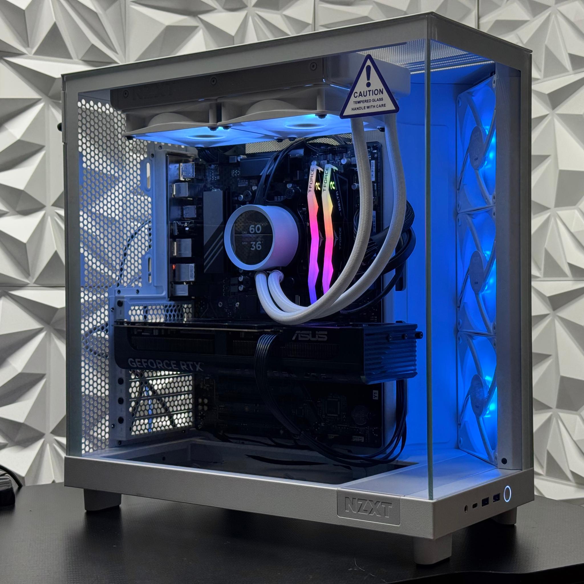 1440p/4k high end Creator pc / RTX 5070 Ti / Ryzen 7 9700x / 32GB DDR5 / 2TB SSD / liquid cooled