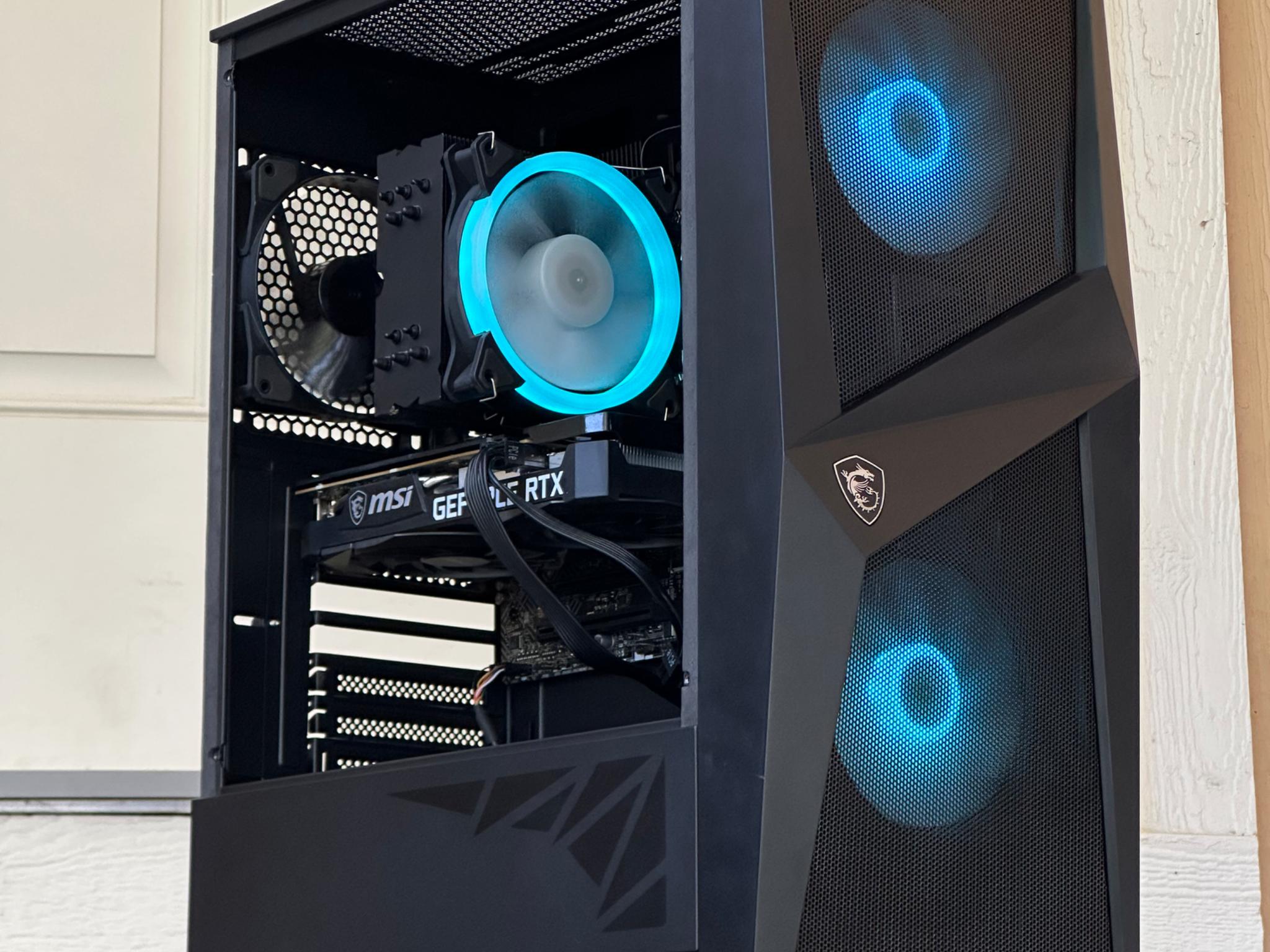 Gaming pc / RTX 3060 / i7-12700F / 32GB 3200MHz Ram / 3TB Storage / windows 11